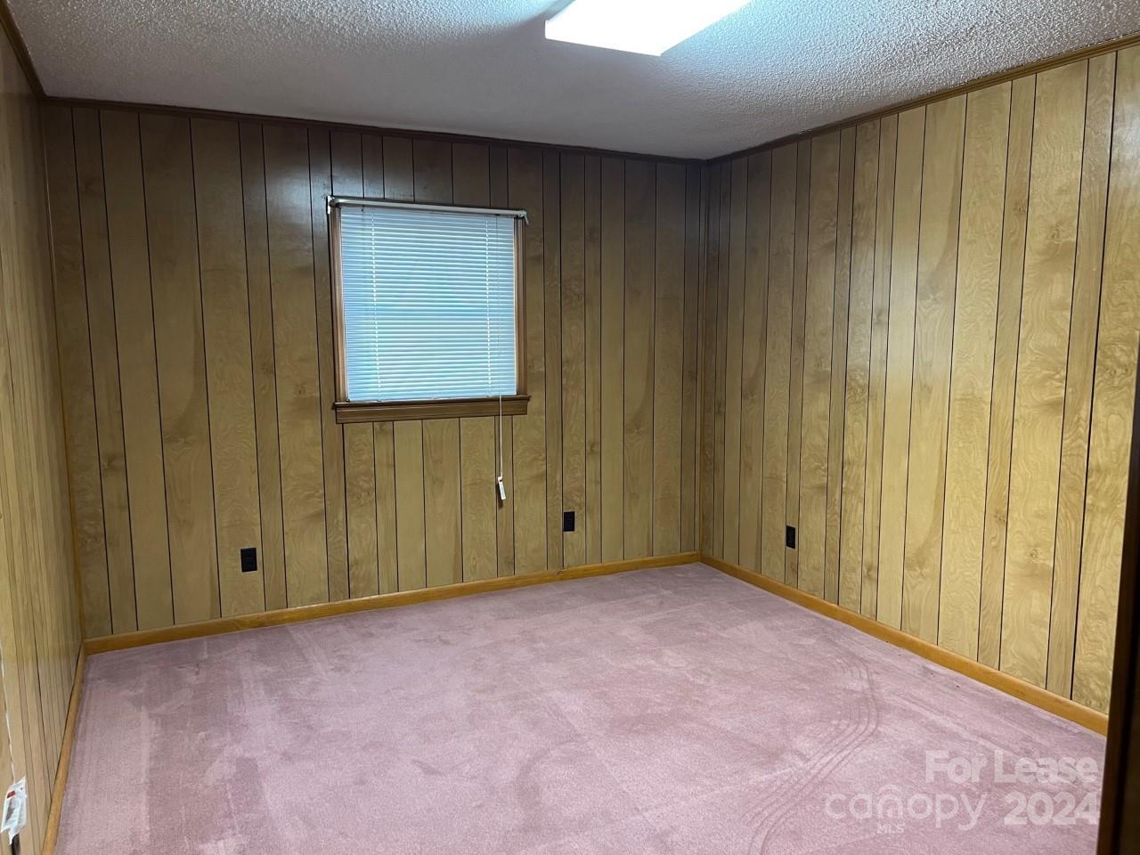 Meadow Brook - Residential Lease