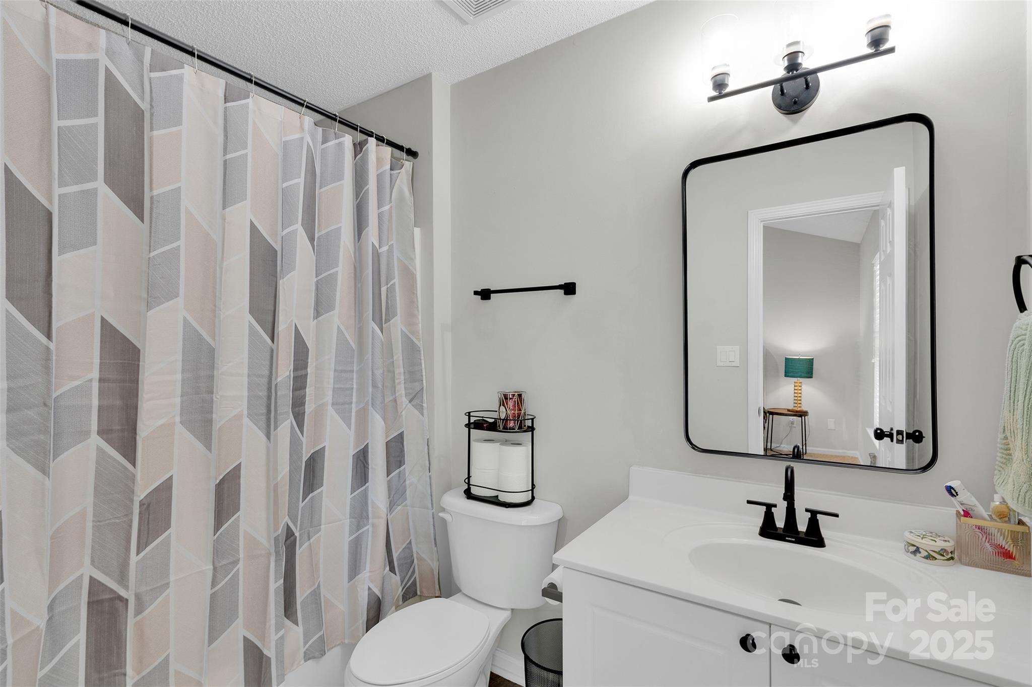 Savannah Townhomes - Residential