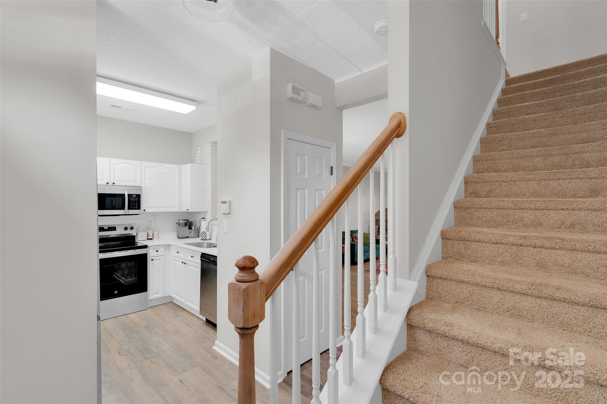 Savannah Townhomes - Residential