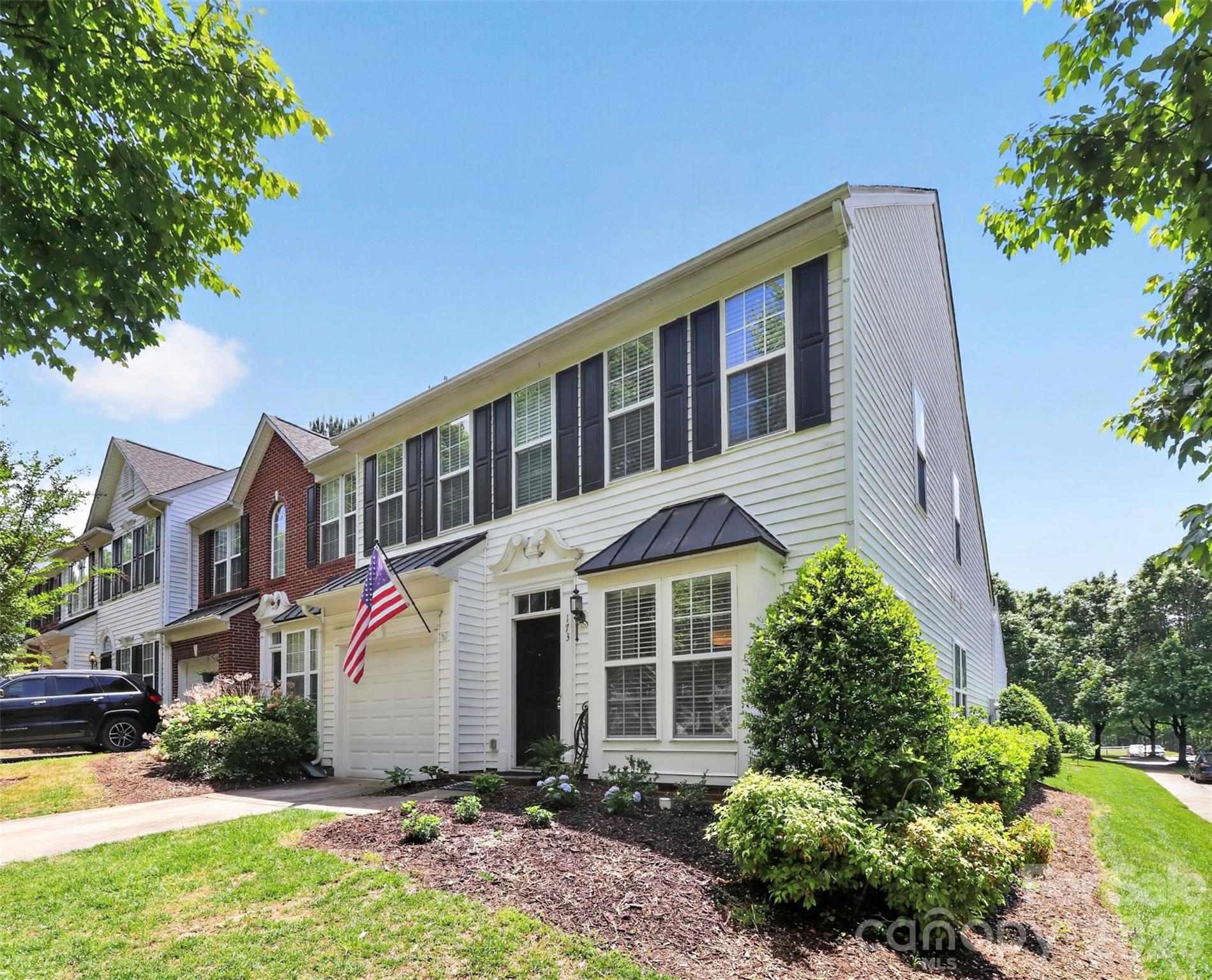 173 N Arcadian Way