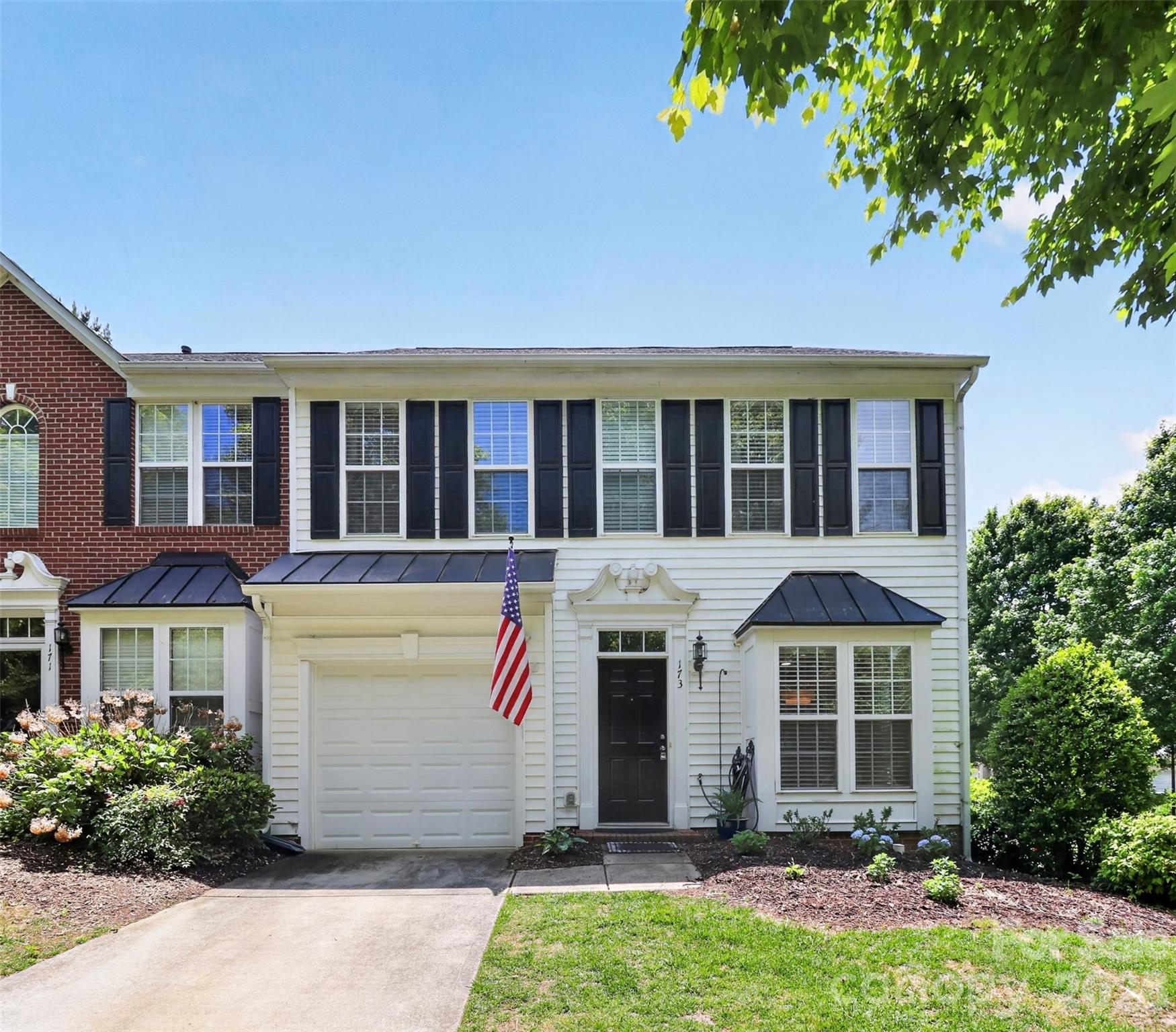 173 N Arcadian Way