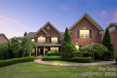 Photo of 14825 Capricorn Lane, Charlotte, NC 28277 (MLS # 4381245)