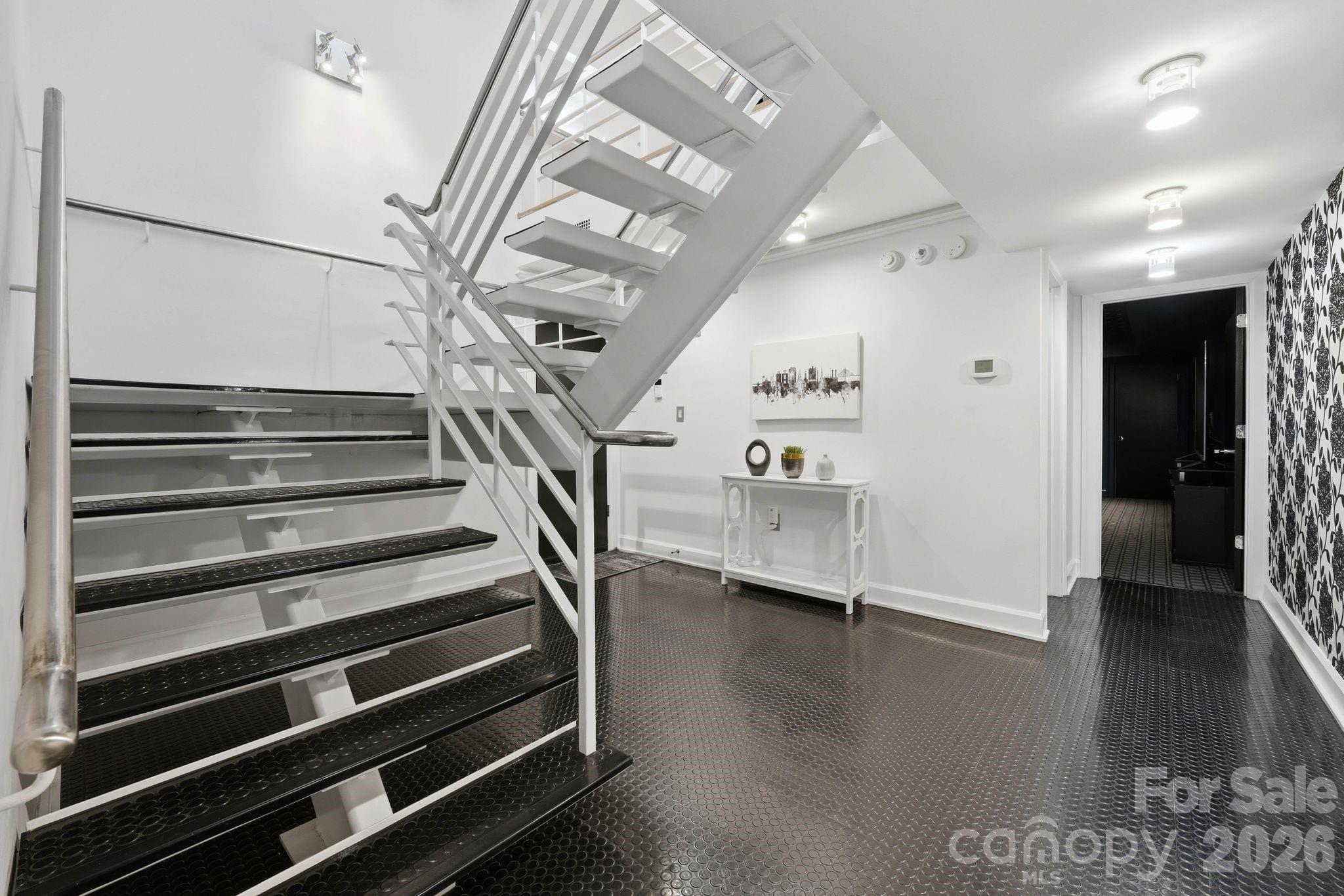 Dilworth Crescent - Residential