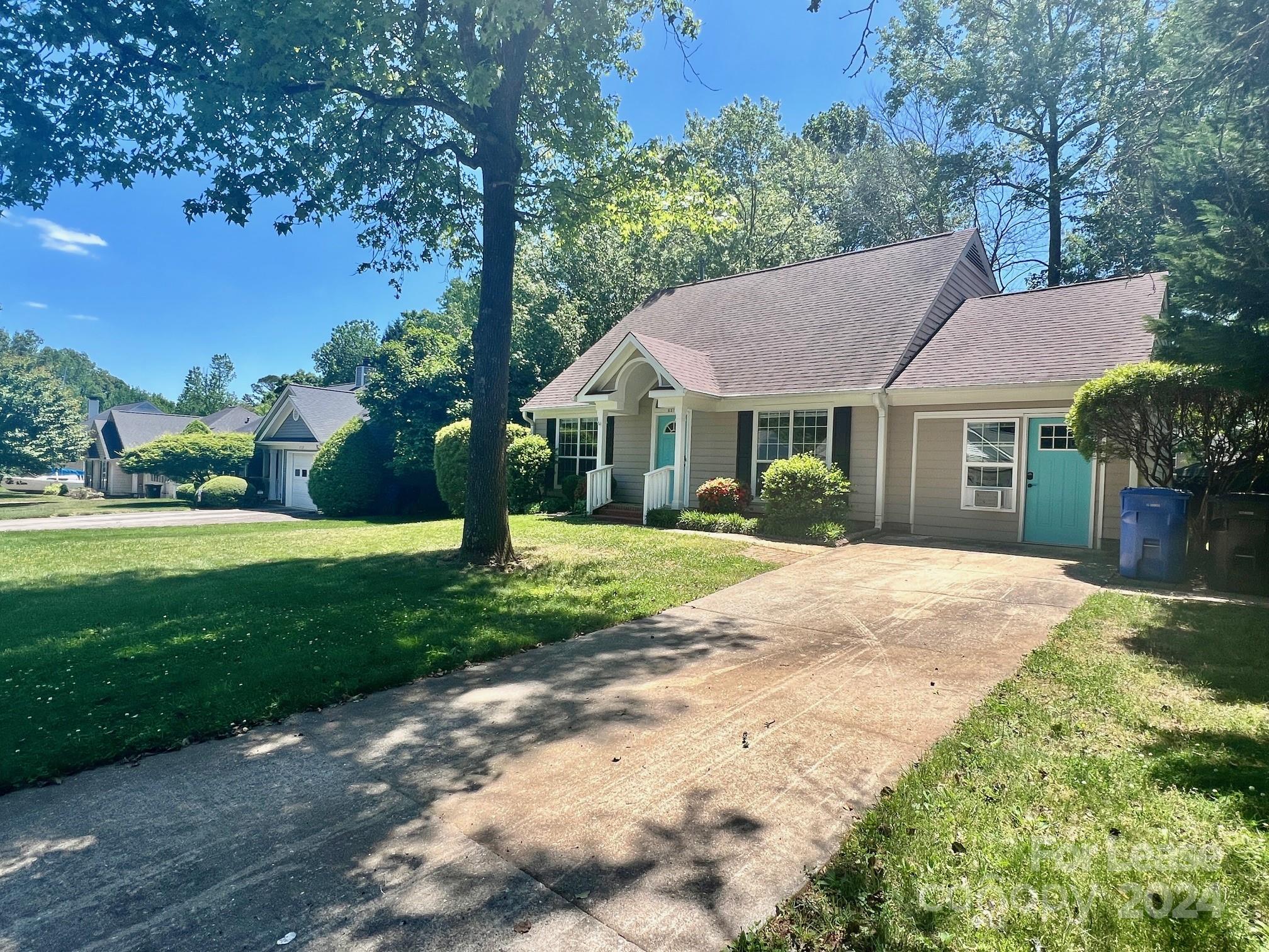 Foxmoor - Residential Lease