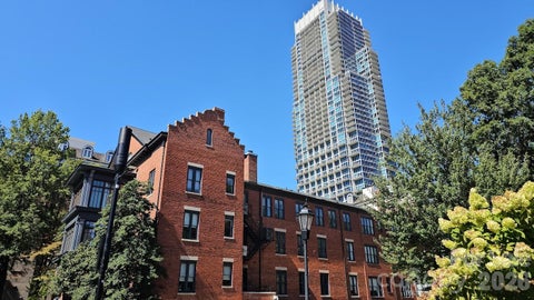 Photo of 229 N Poplar Street #3, Charlotte, NC 28202 (MLS # 4423707)