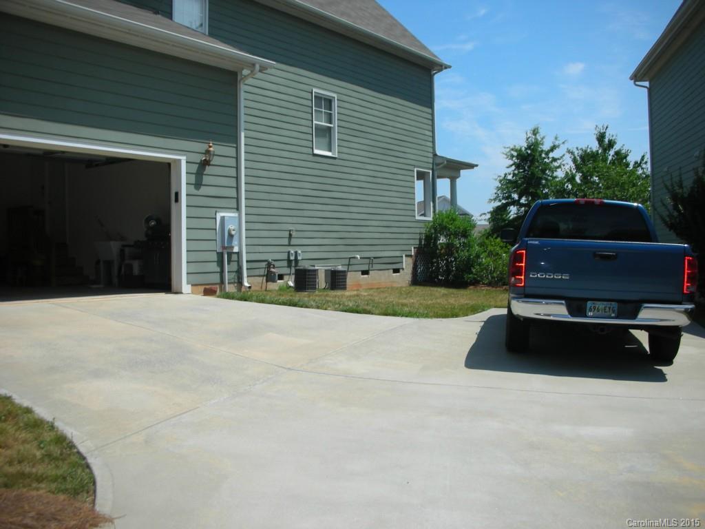 Baxter Village - Residential Lease