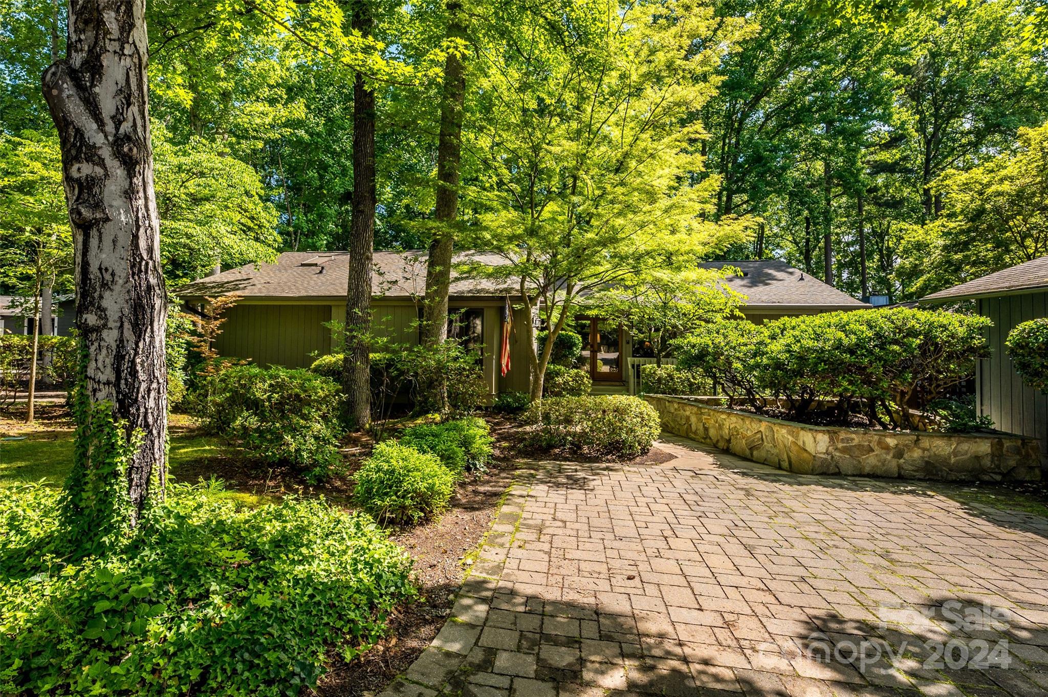 River Hills - Residential