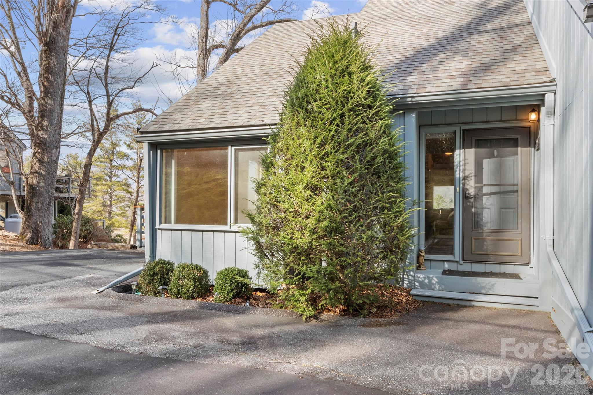 Mount Mitchell Lands - Residential