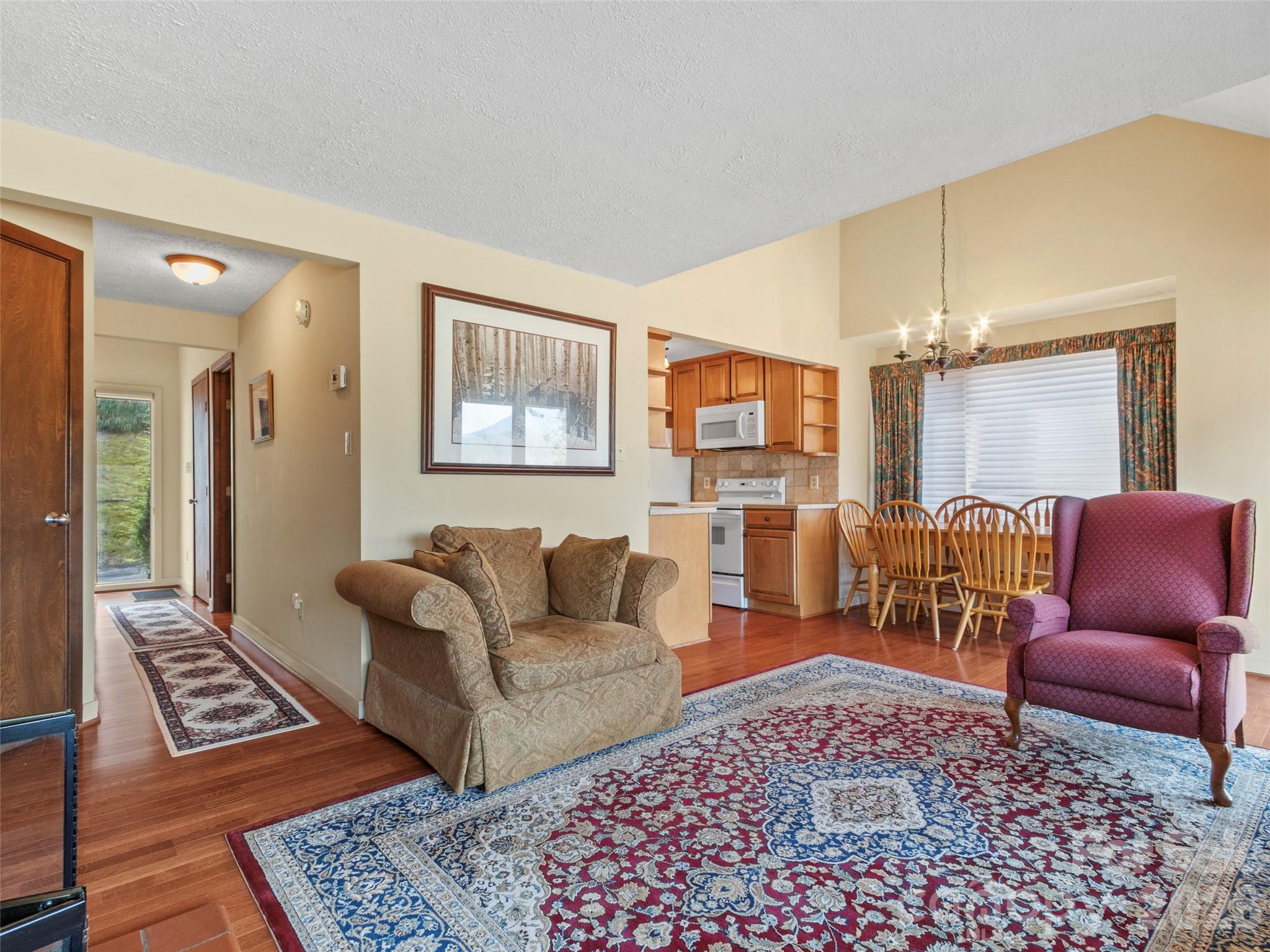 Mount Mitchell Lands - Residential