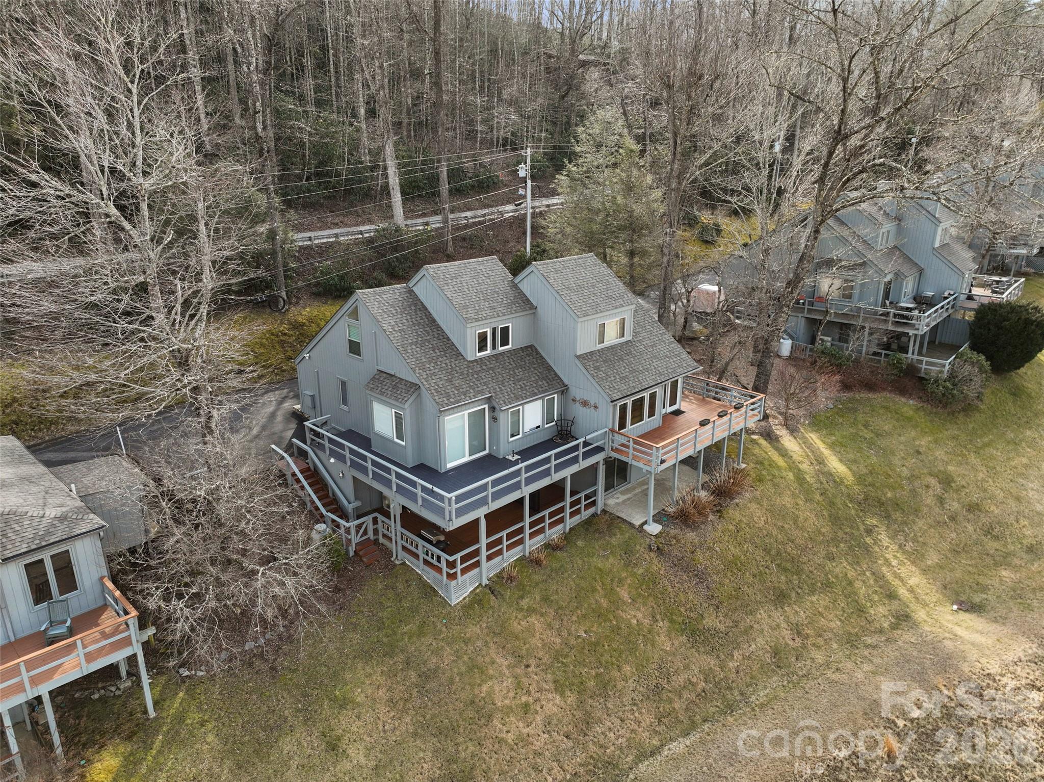 Mount Mitchell Lands - Residential