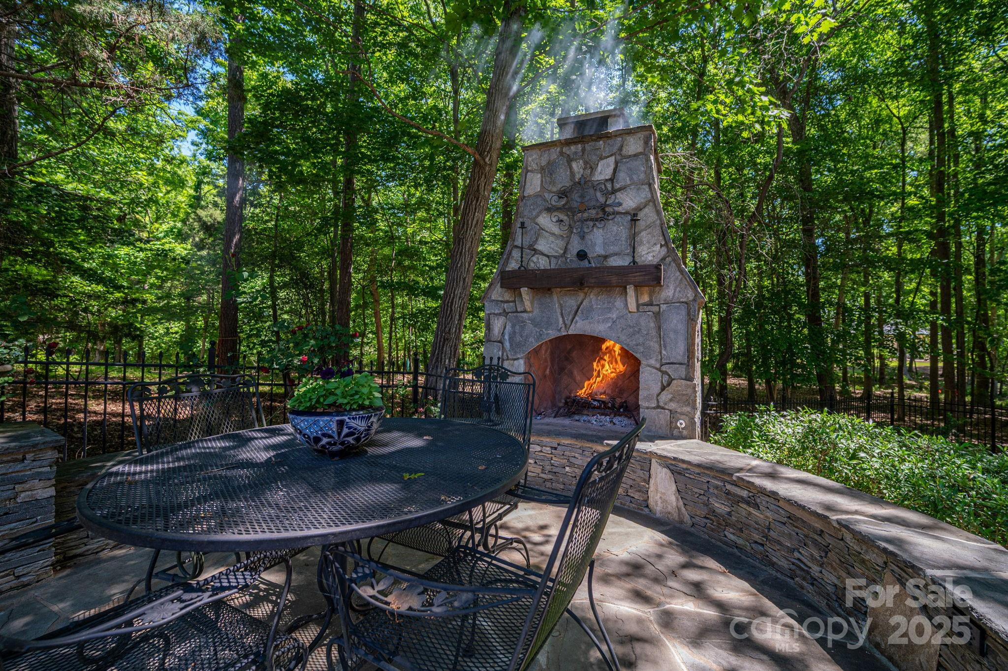 River Lakes - Residential