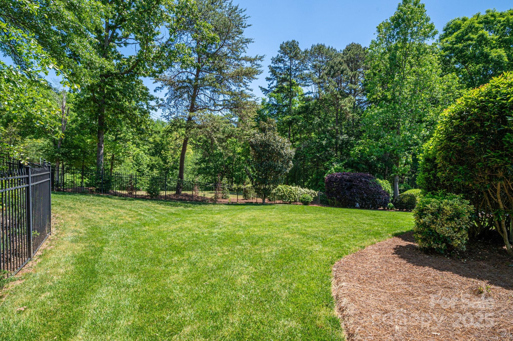 River Lakes - Residential