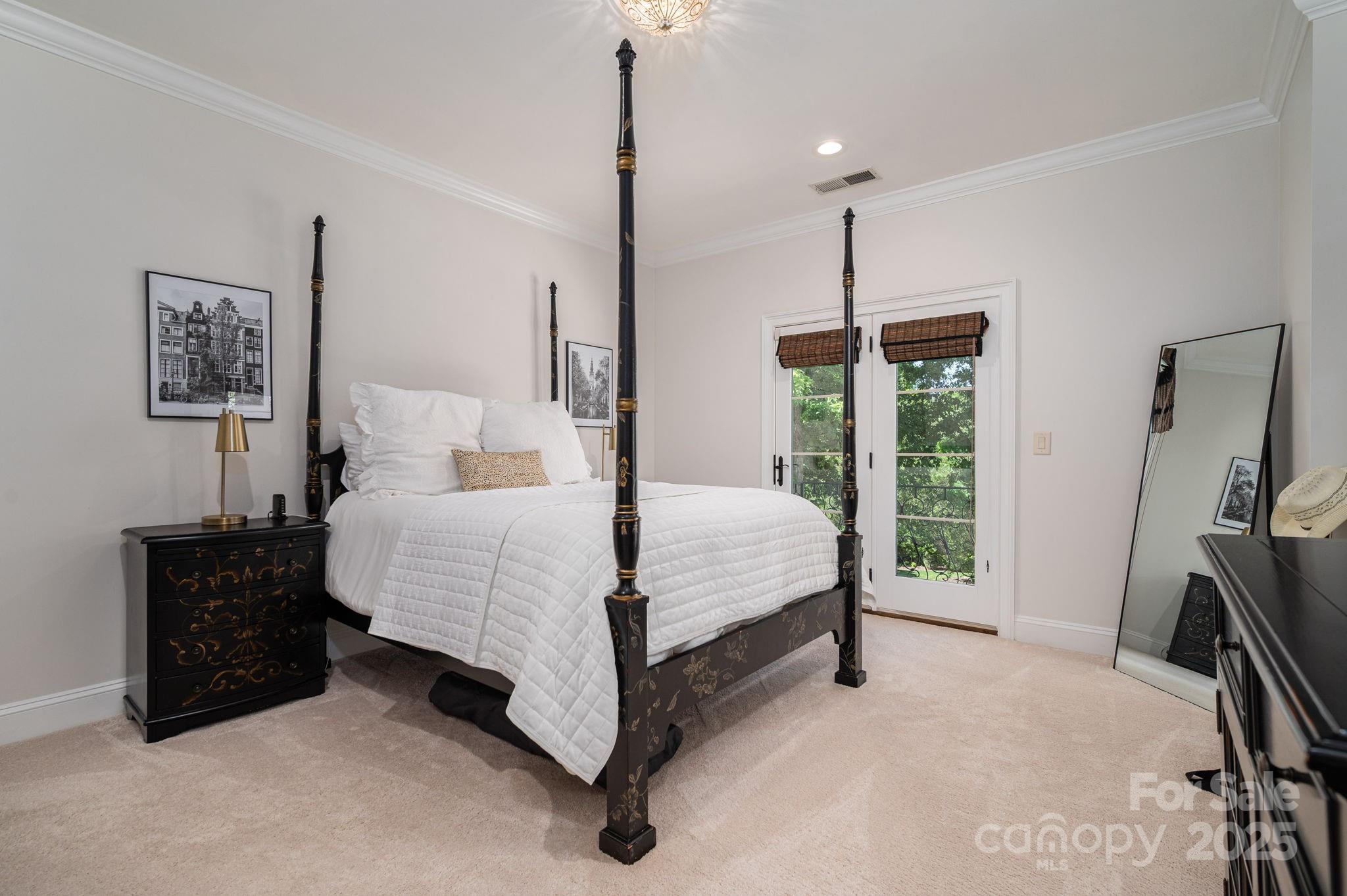 River Lakes - Residential