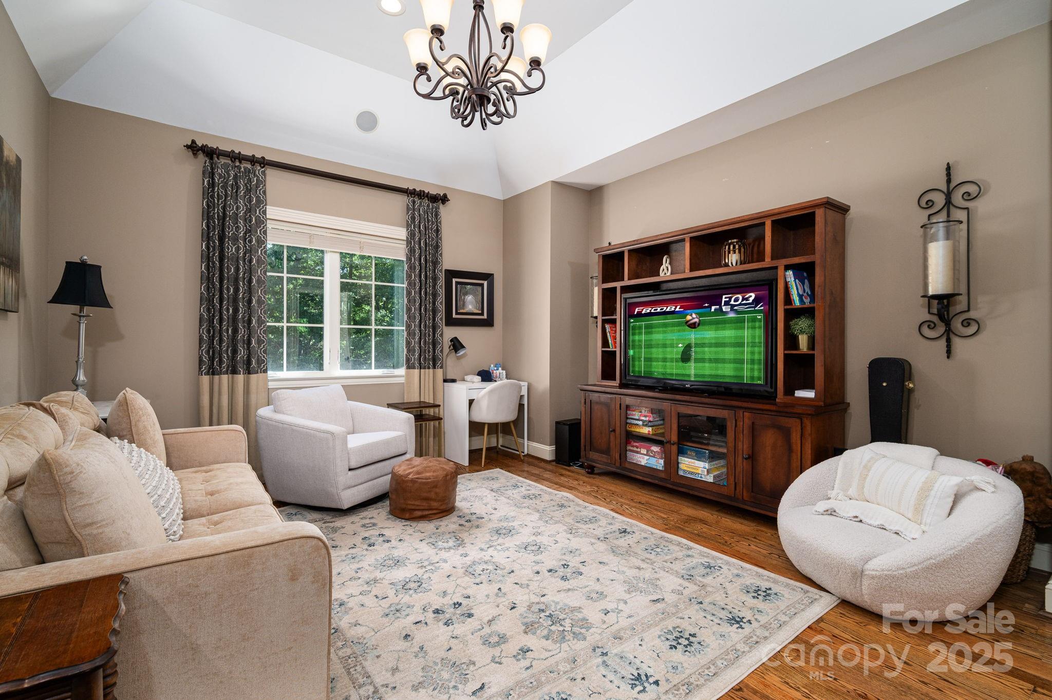 River Lakes - Residential