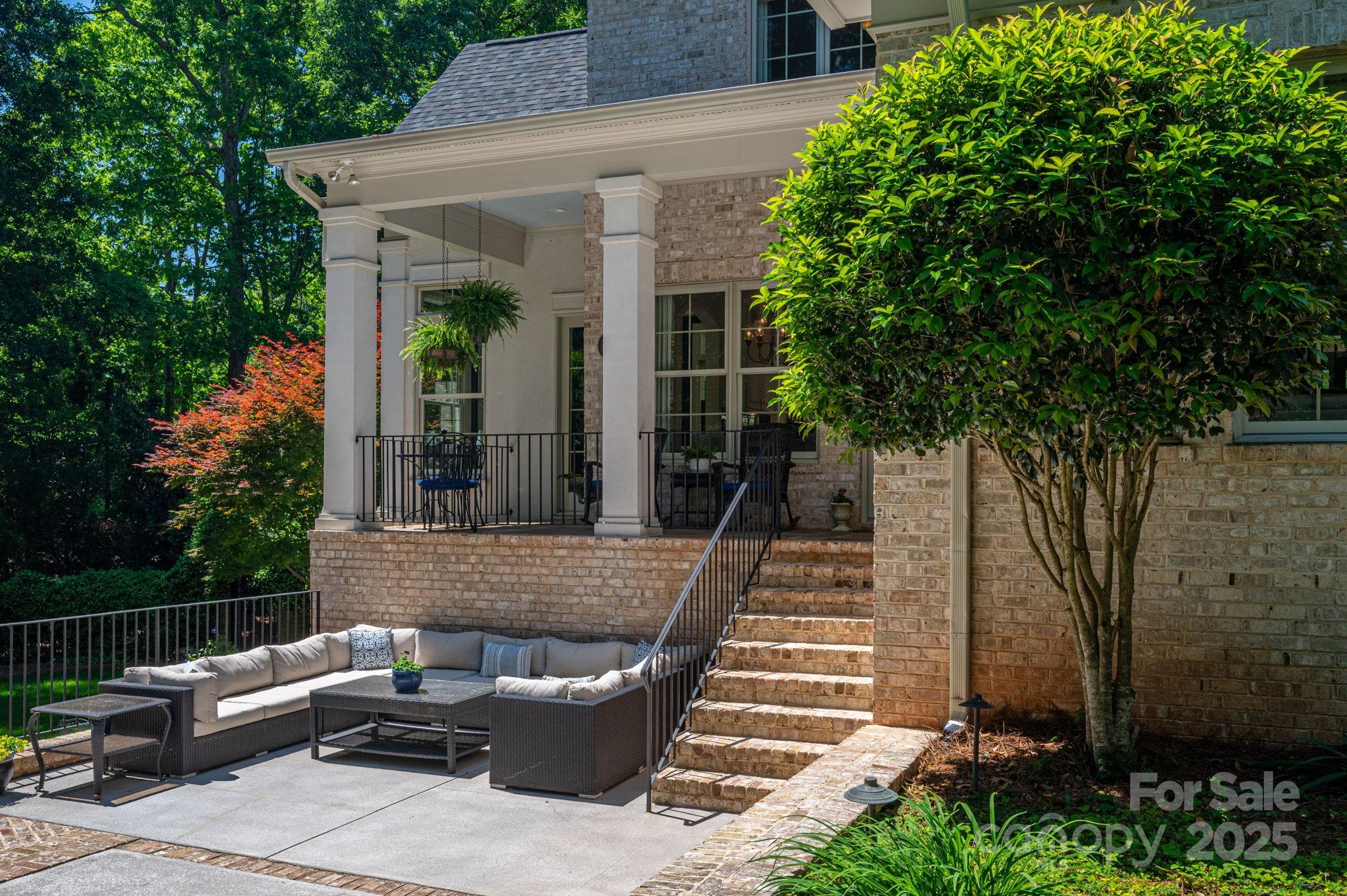 River Lakes - Residential