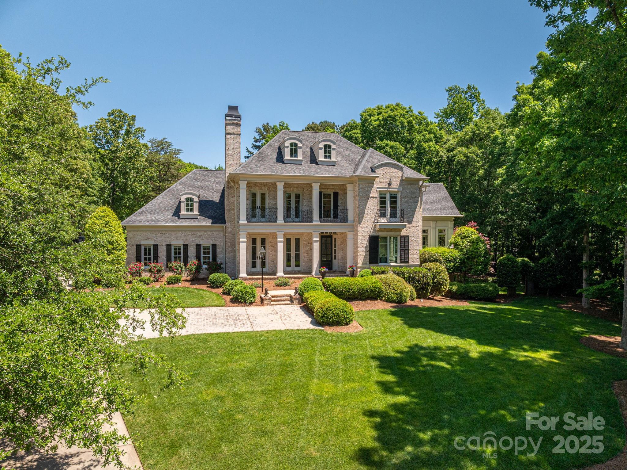 River Lakes - Residential