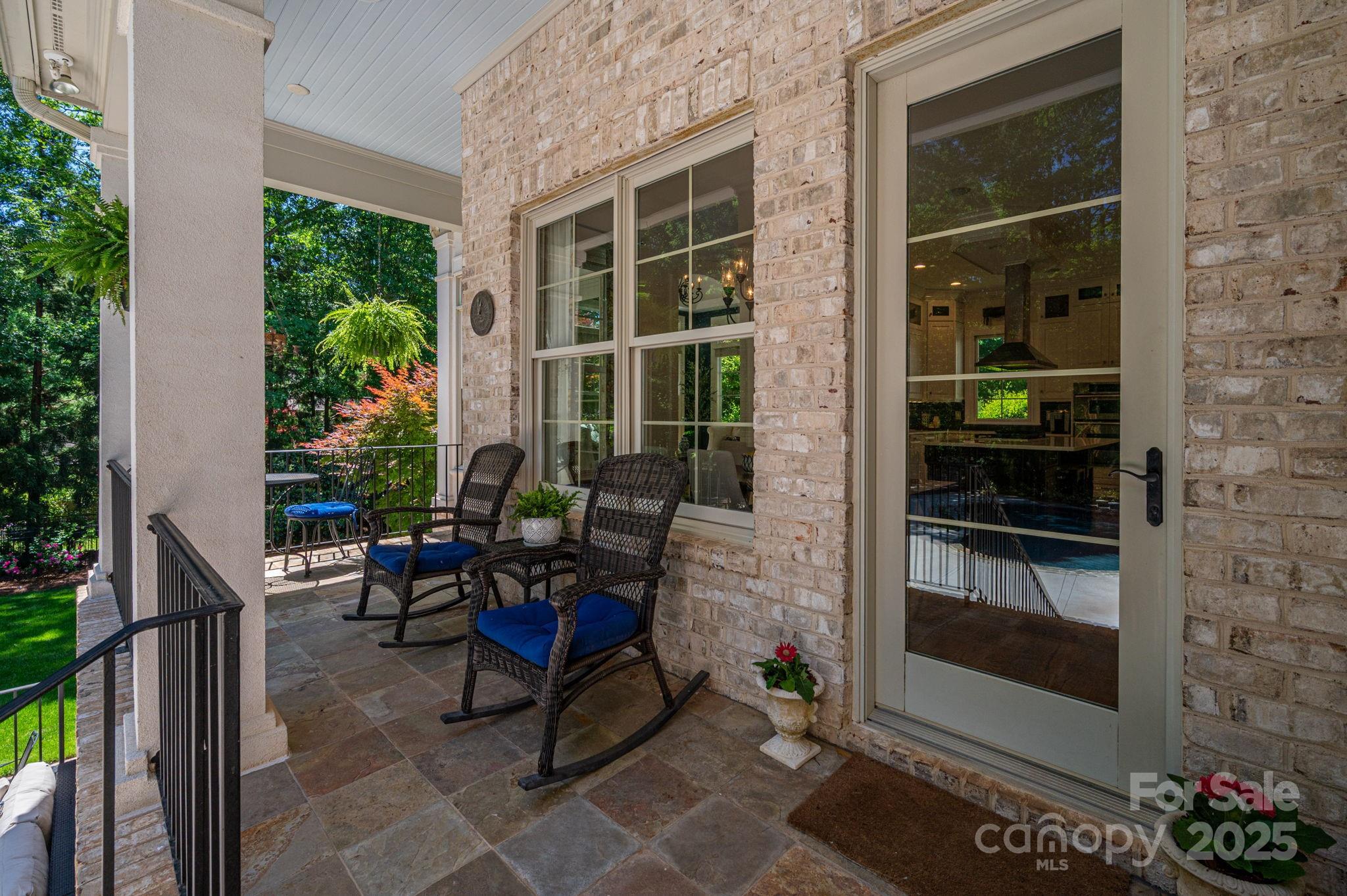 River Lakes - Residential