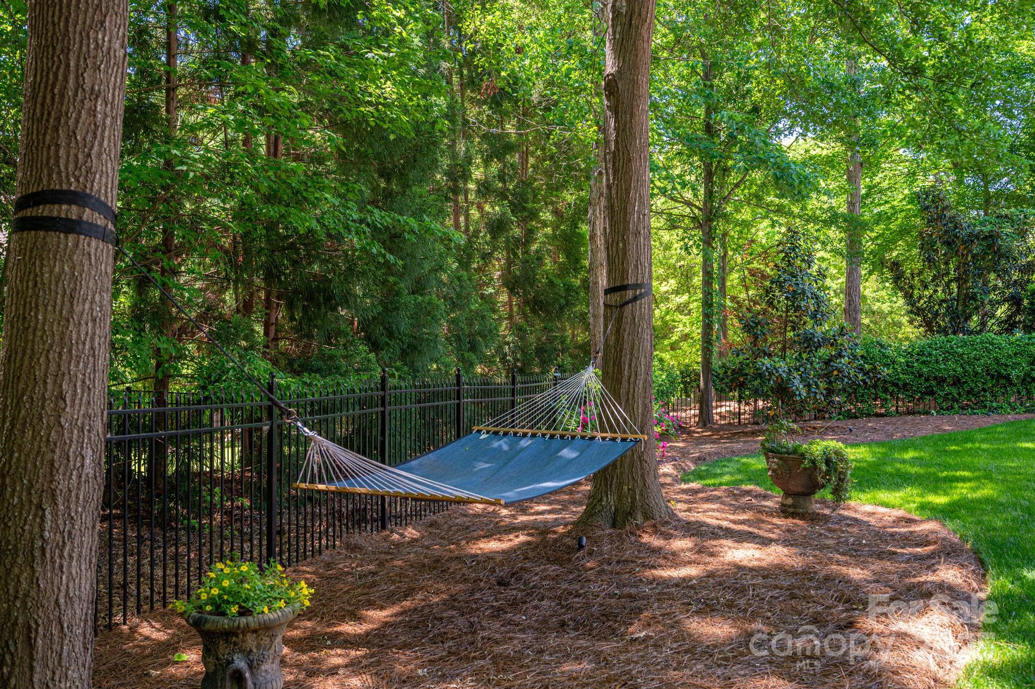 River Lakes - Residential