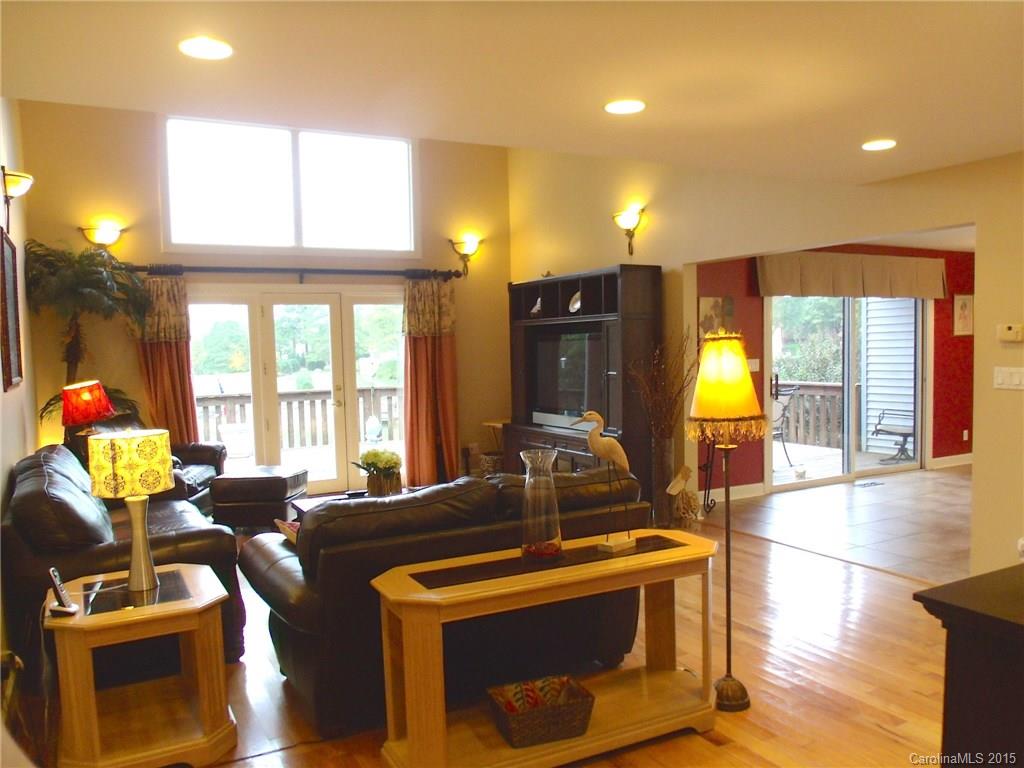 Waters Edge - Residential