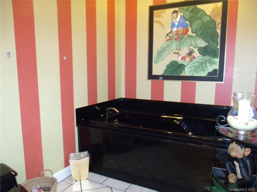 Waters Edge - Residential