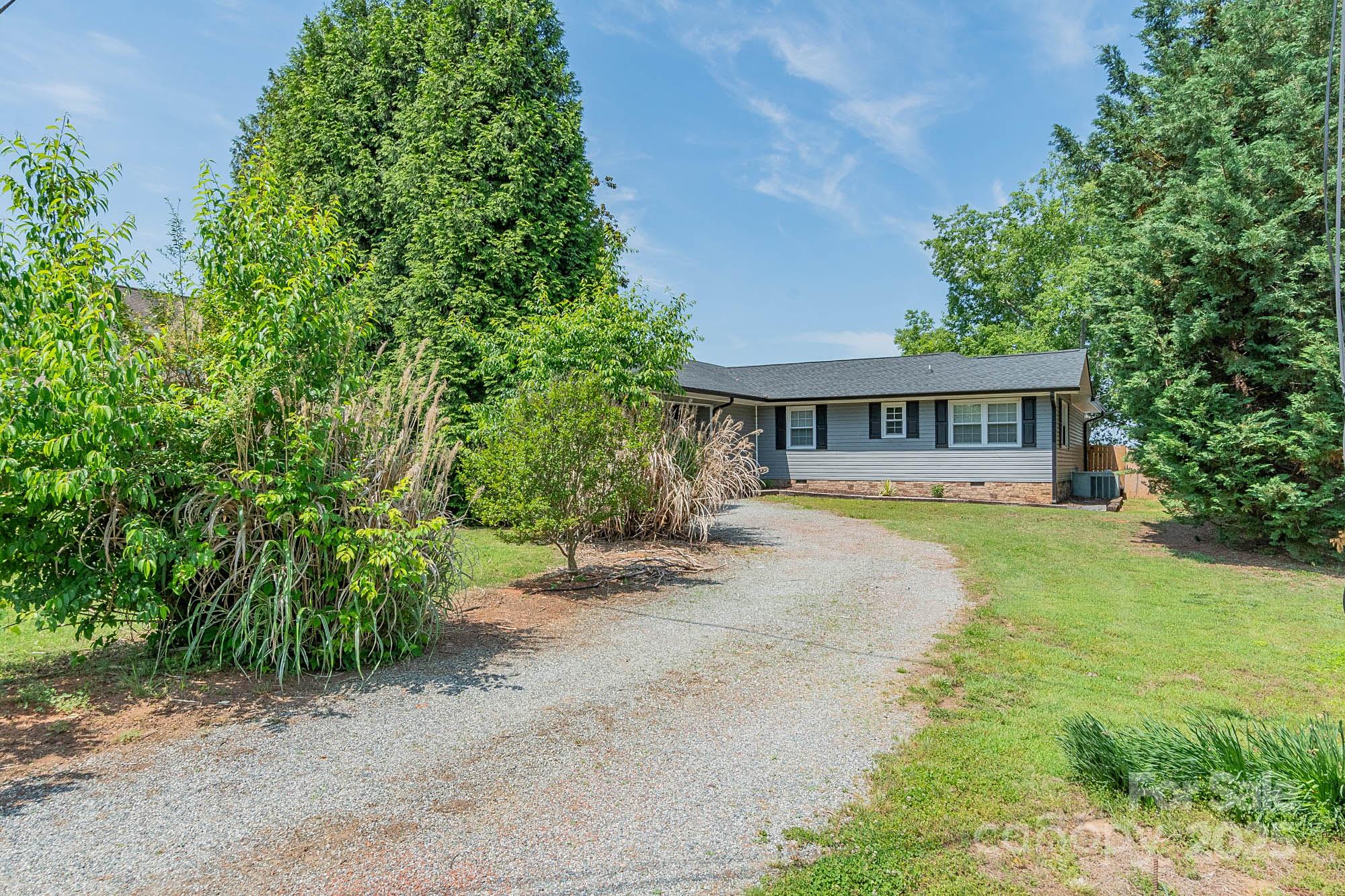 1168 Riverview Road
