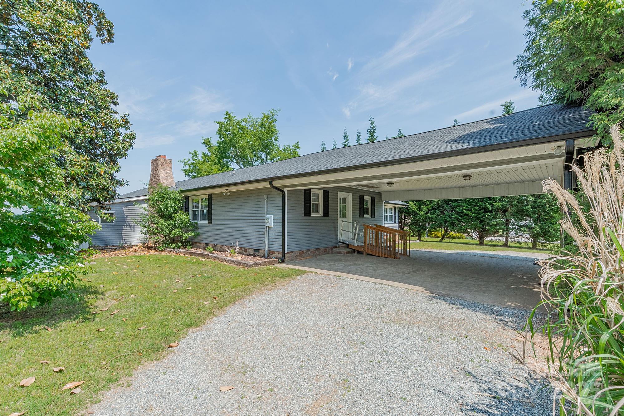 1168 Riverview Road