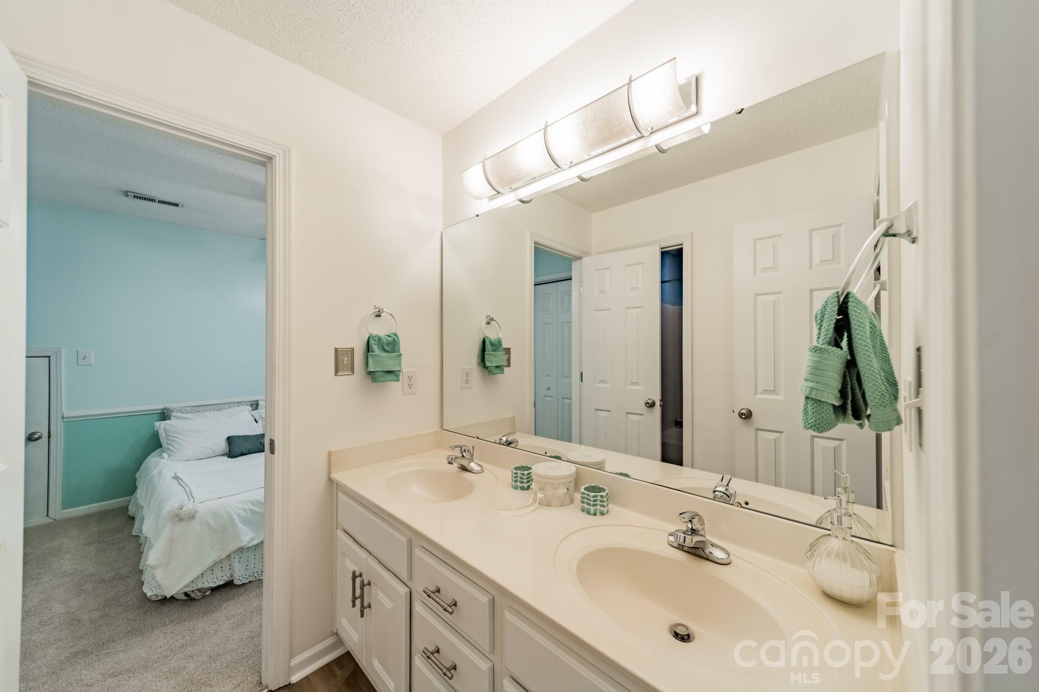 Linda Vista - Residential