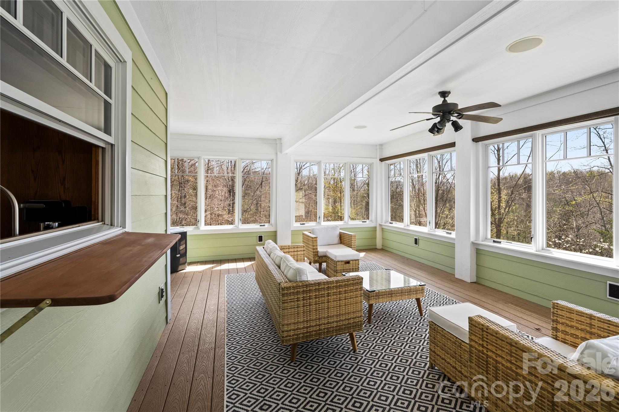 North Park Village Lake Adger - Residential