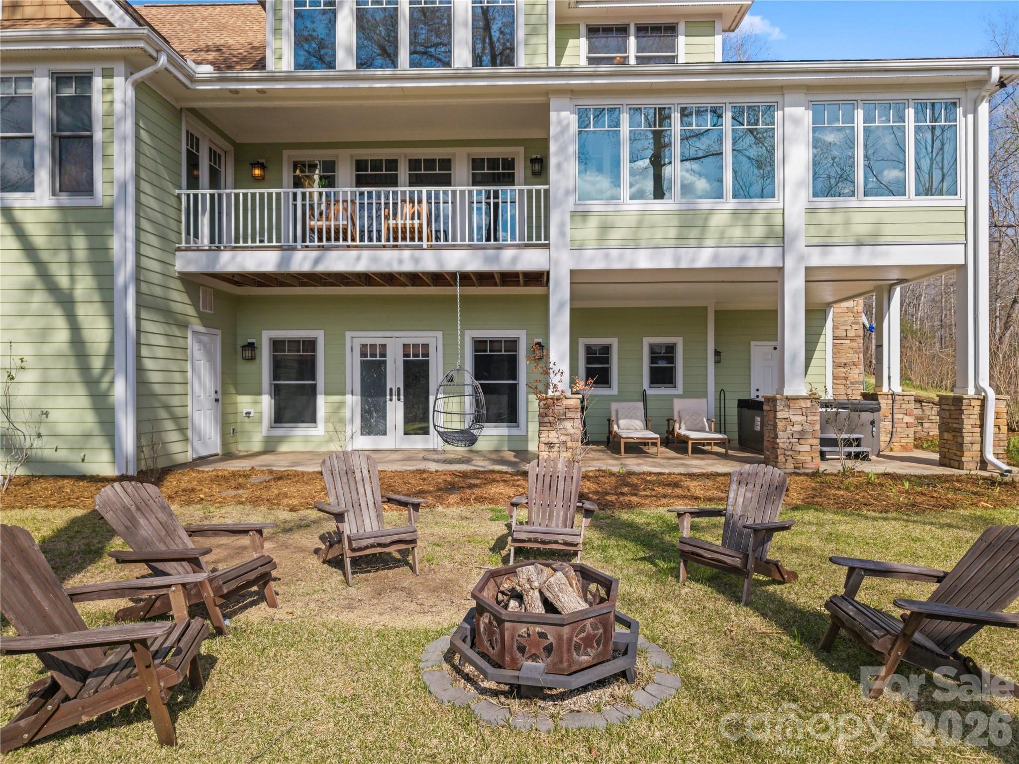 North Park Village Lake Adger - Residential