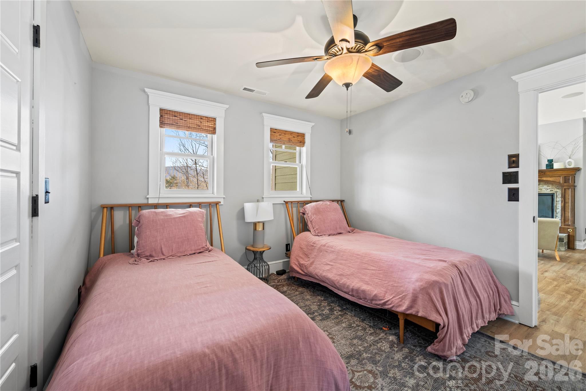 North Park Village Lake Adger - Residential