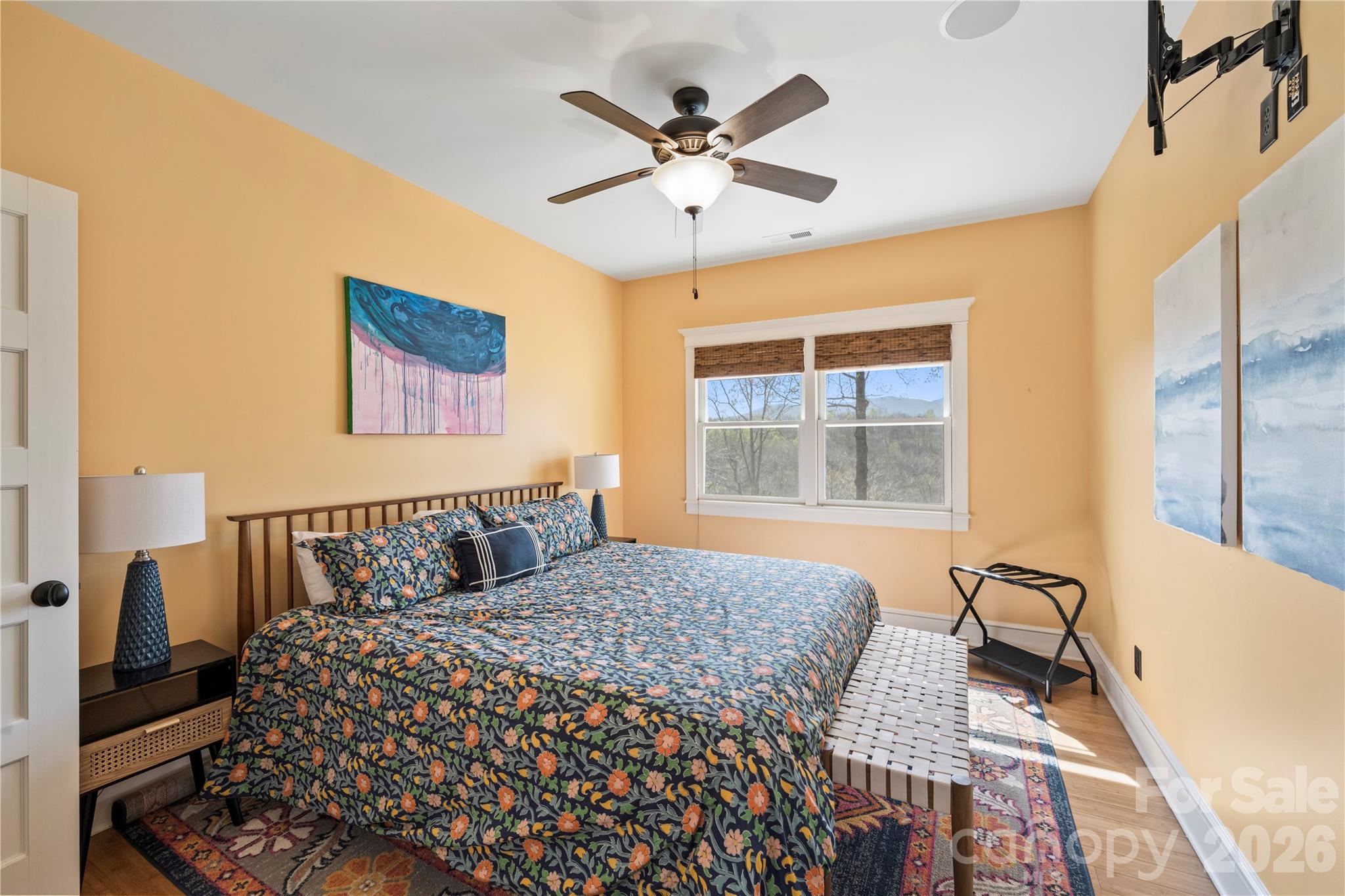 North Park Village Lake Adger - Residential