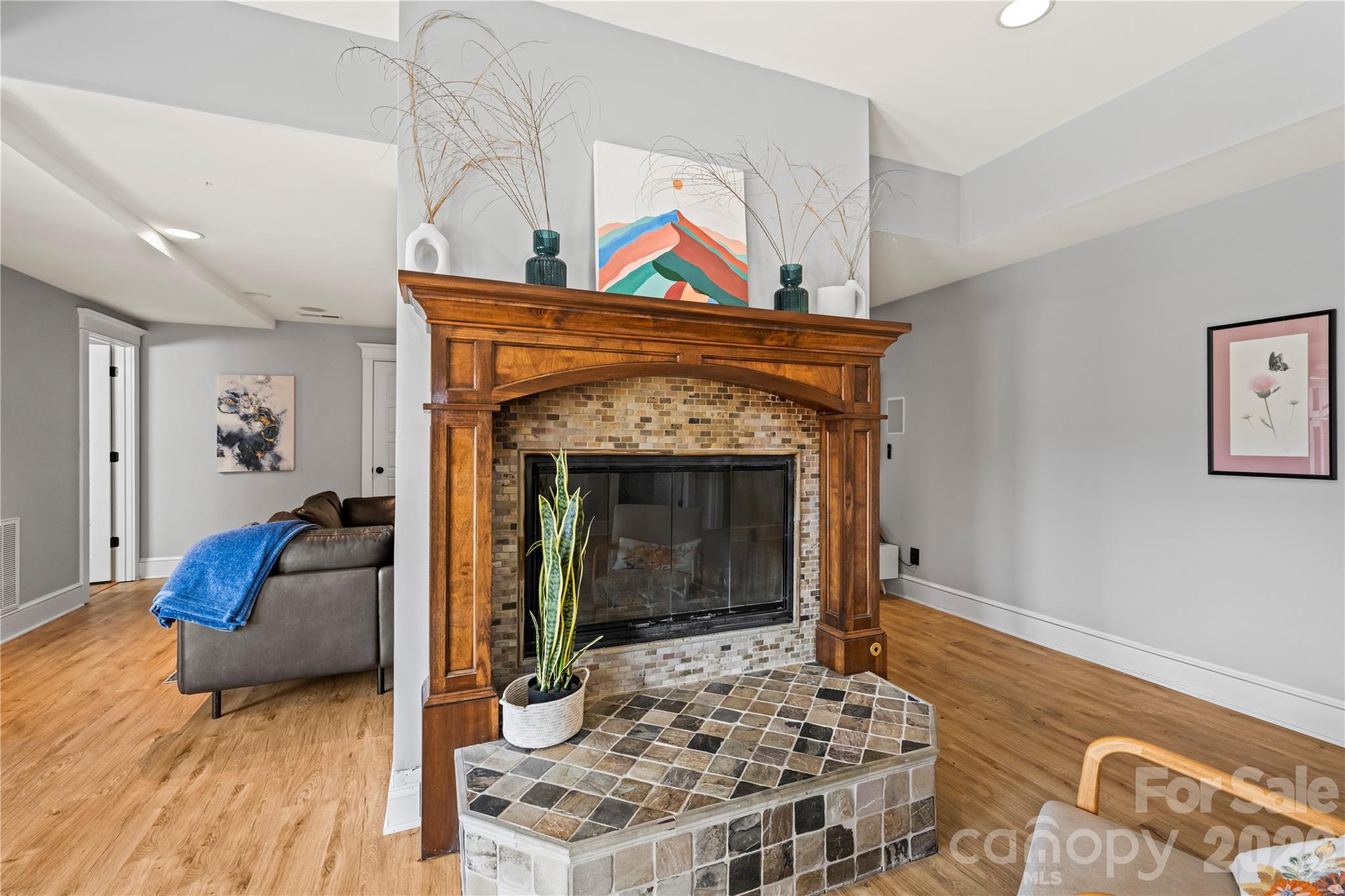 North Park Village Lake Adger - Residential