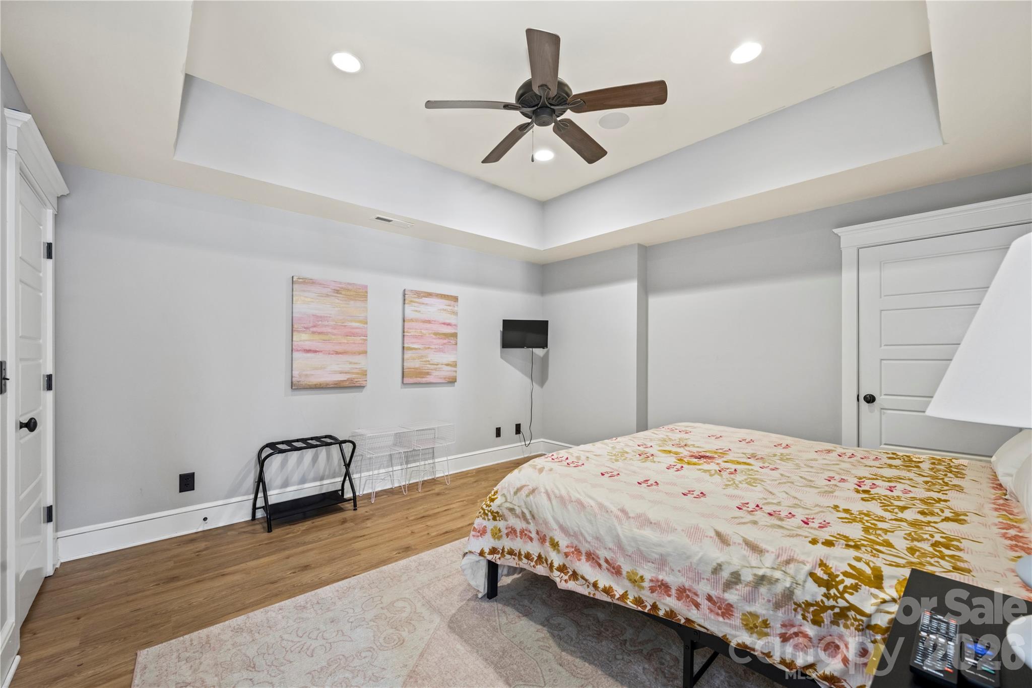 North Park Village Lake Adger - Residential