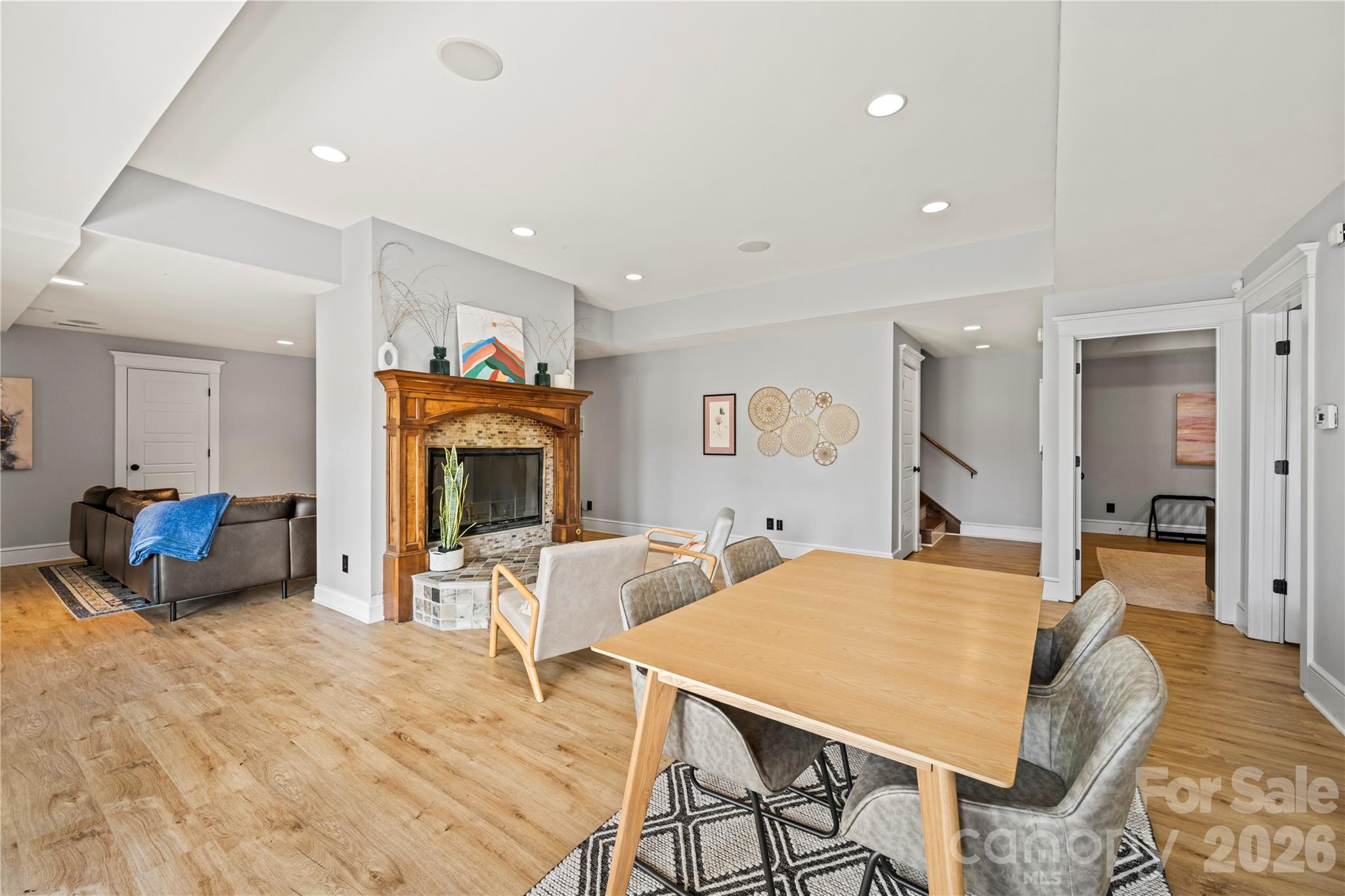 North Park Village Lake Adger - Residential