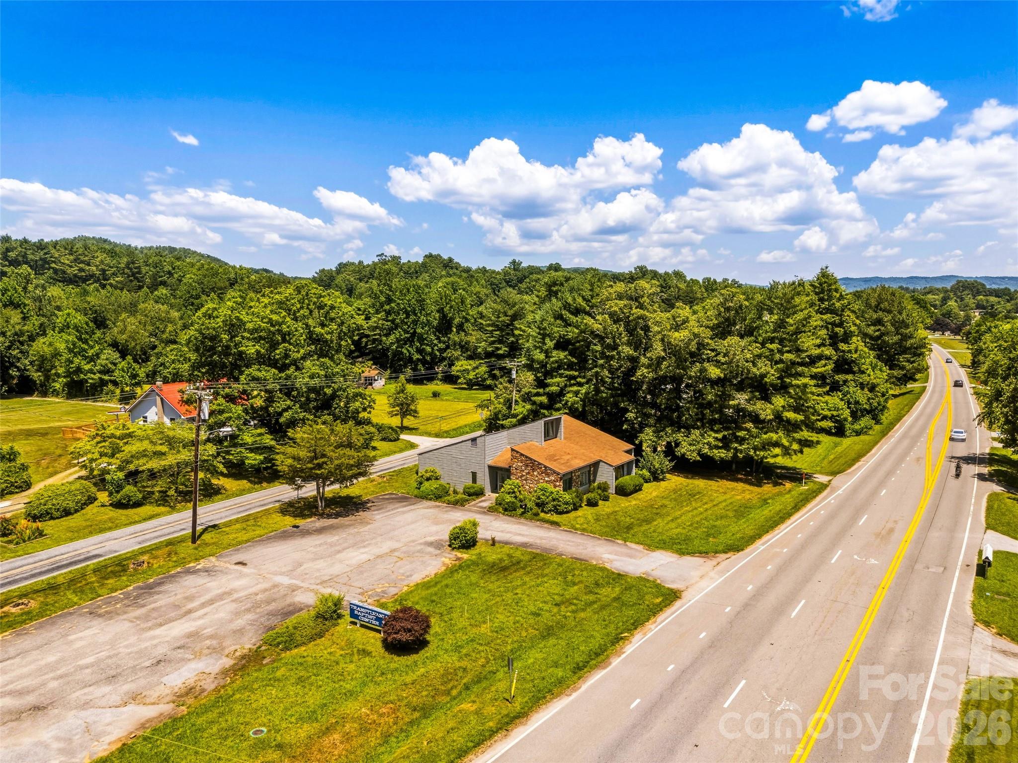 675 Hendersonville Highway