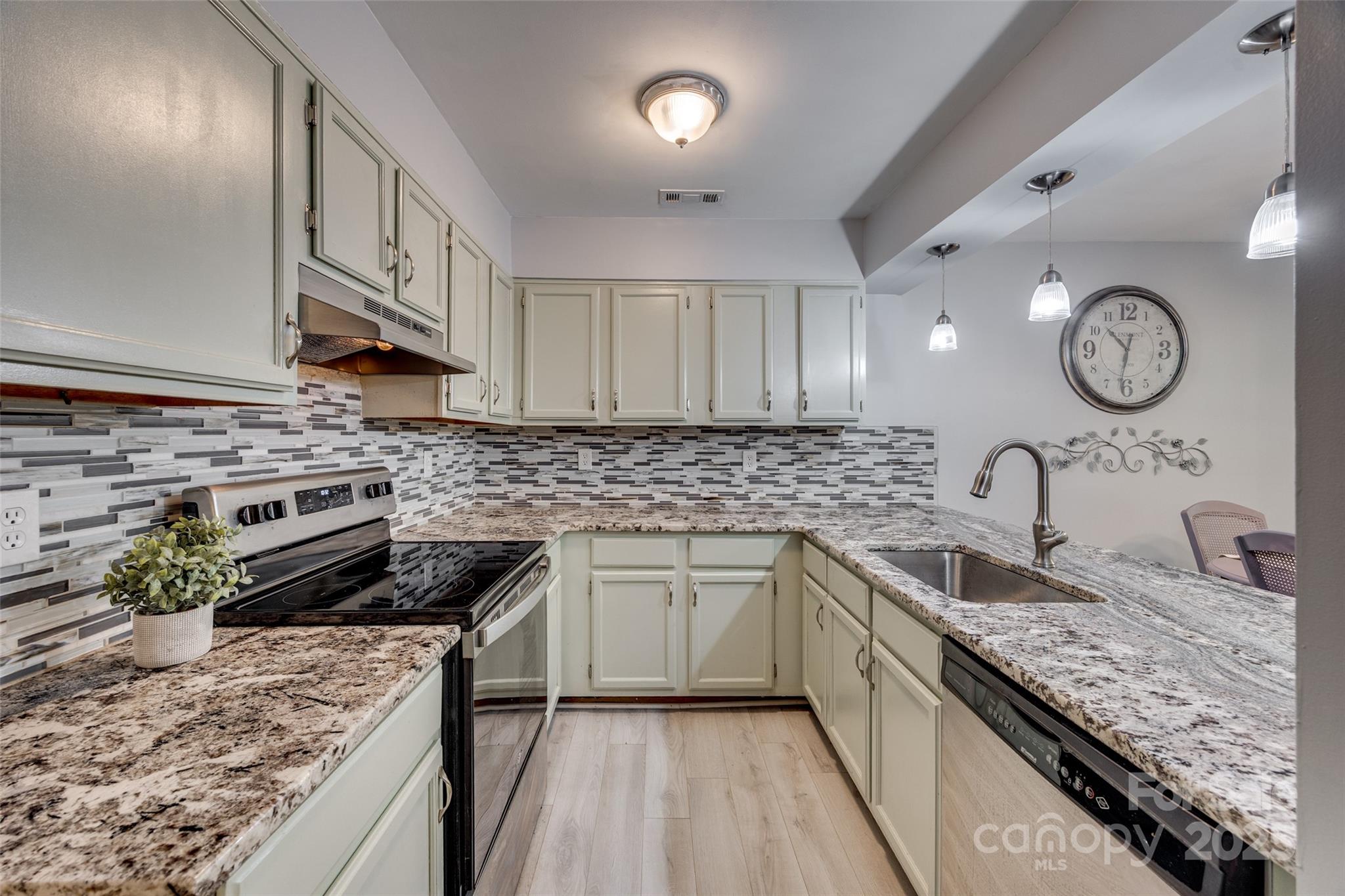 Dogwood Hills - Residential