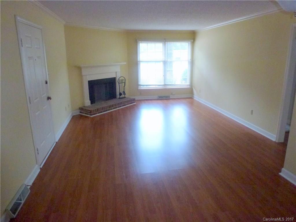 Brentwood Condos - Residential