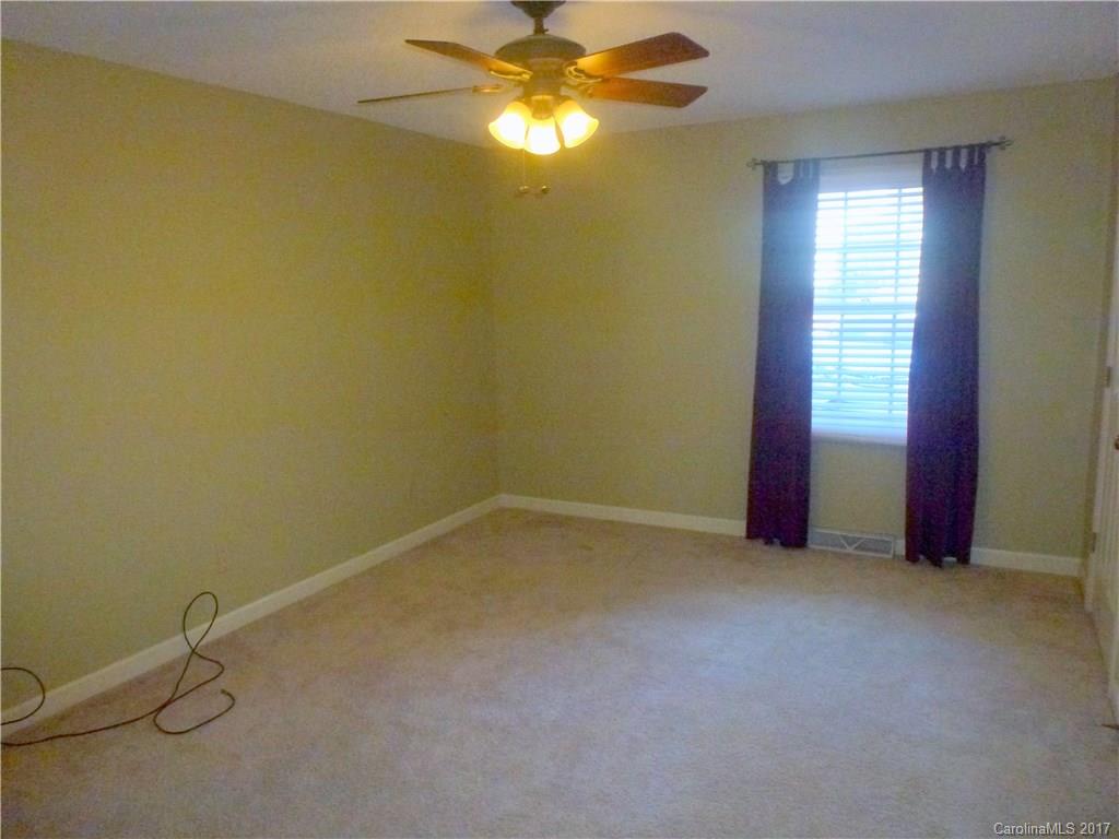 Brentwood Condos - Residential