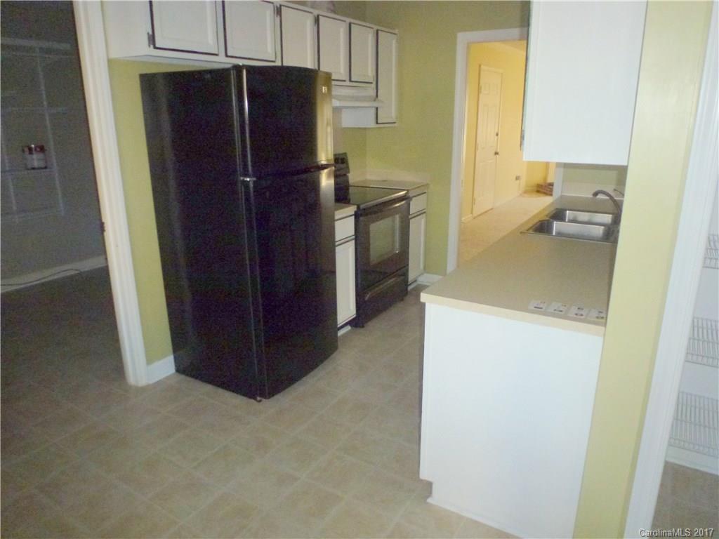 Brentwood Condos - Residential