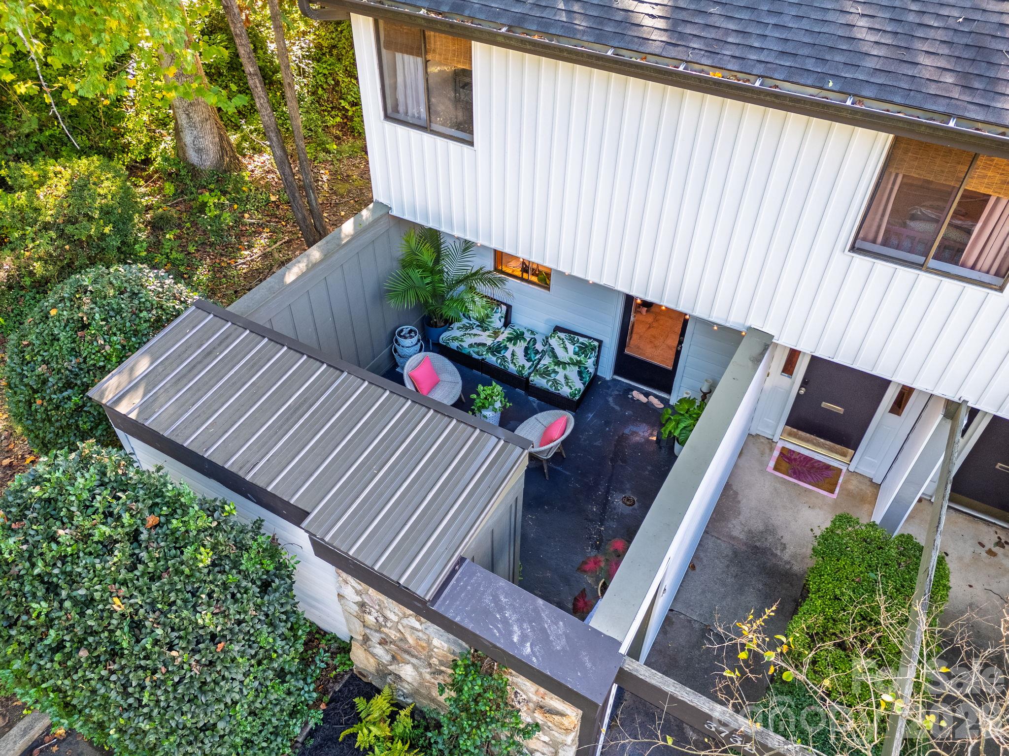 3732 Winding Creek Lane