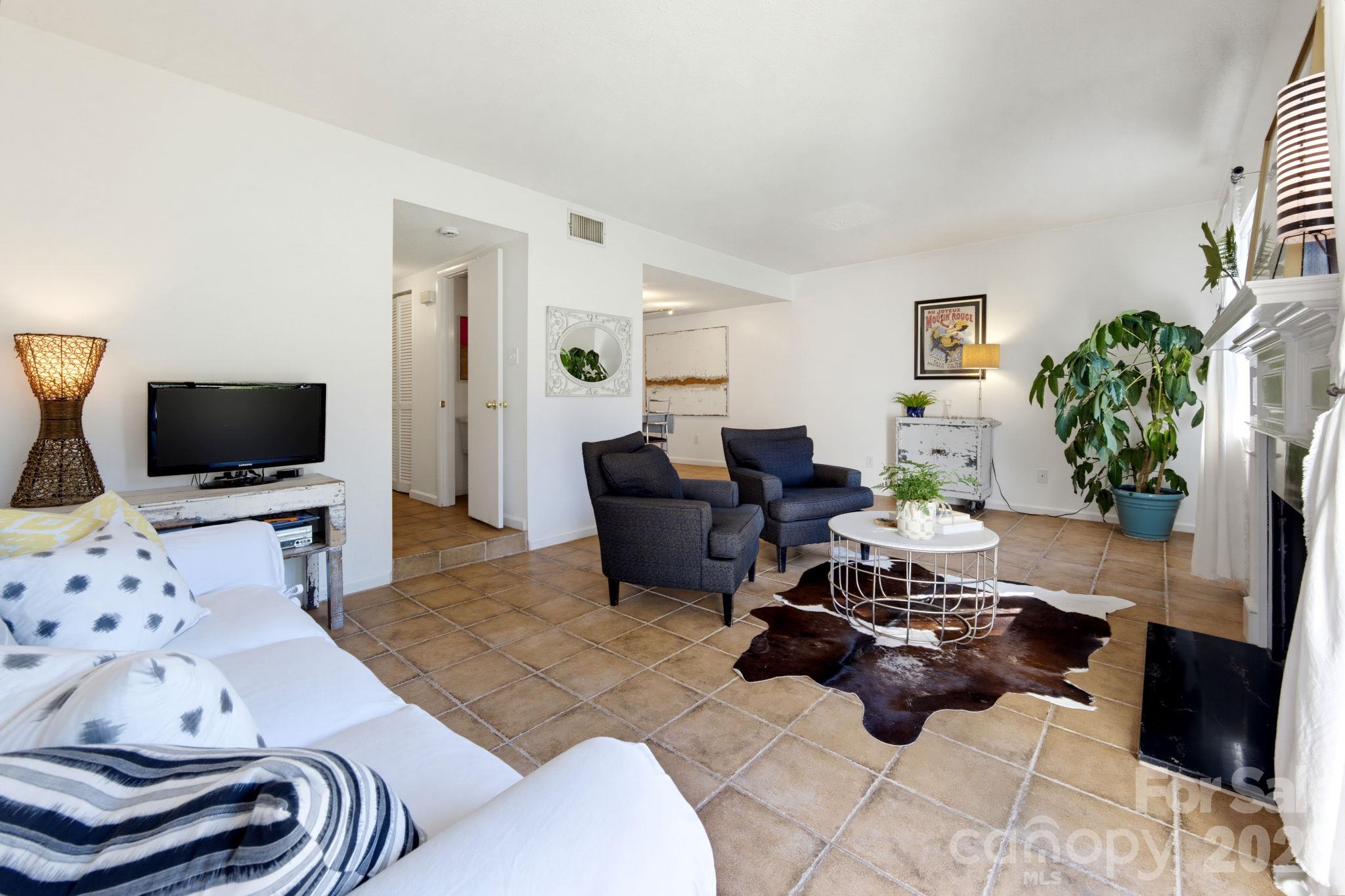 3732 Winding Creek Lane
