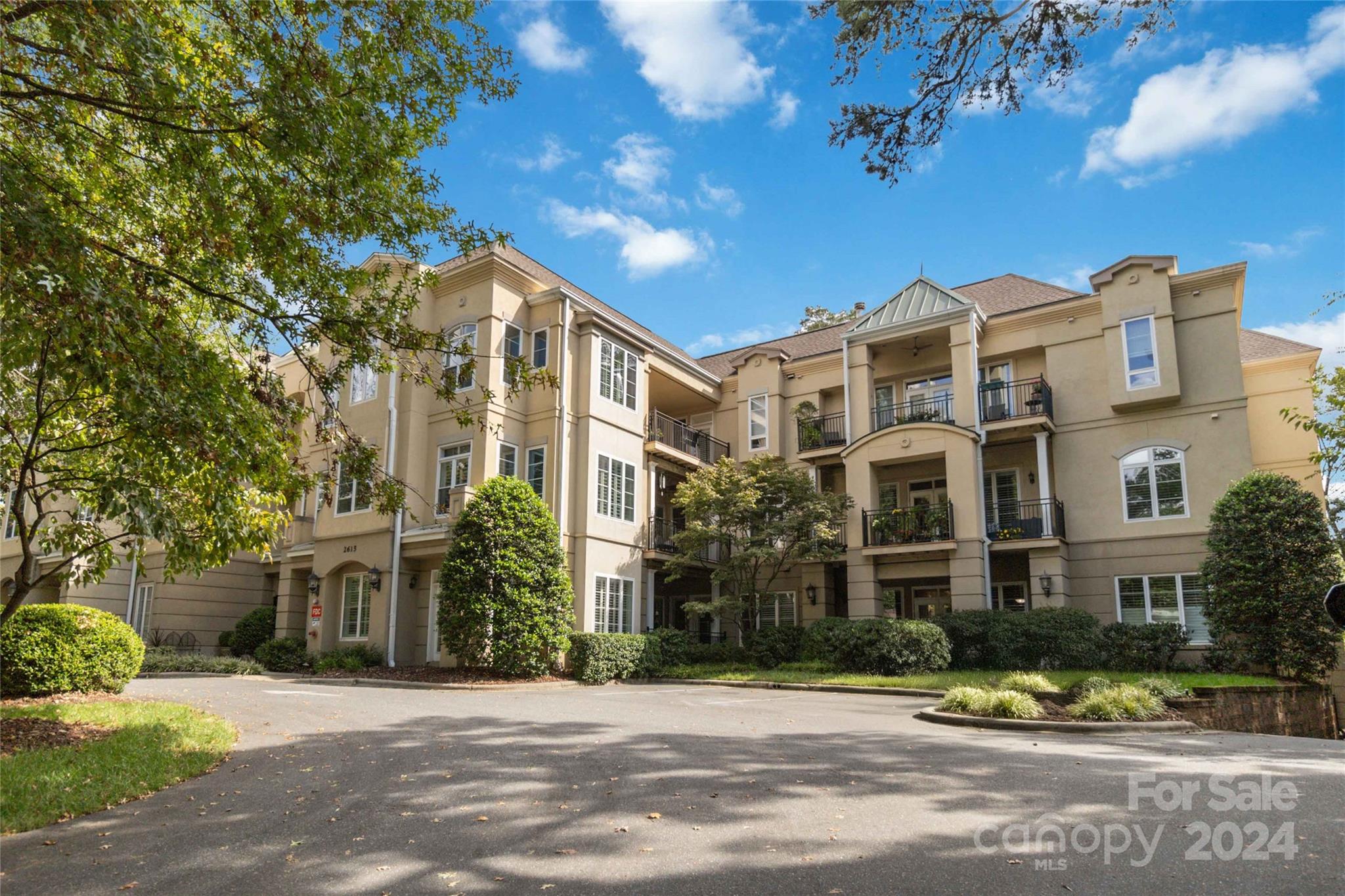 Myers Park - Residential