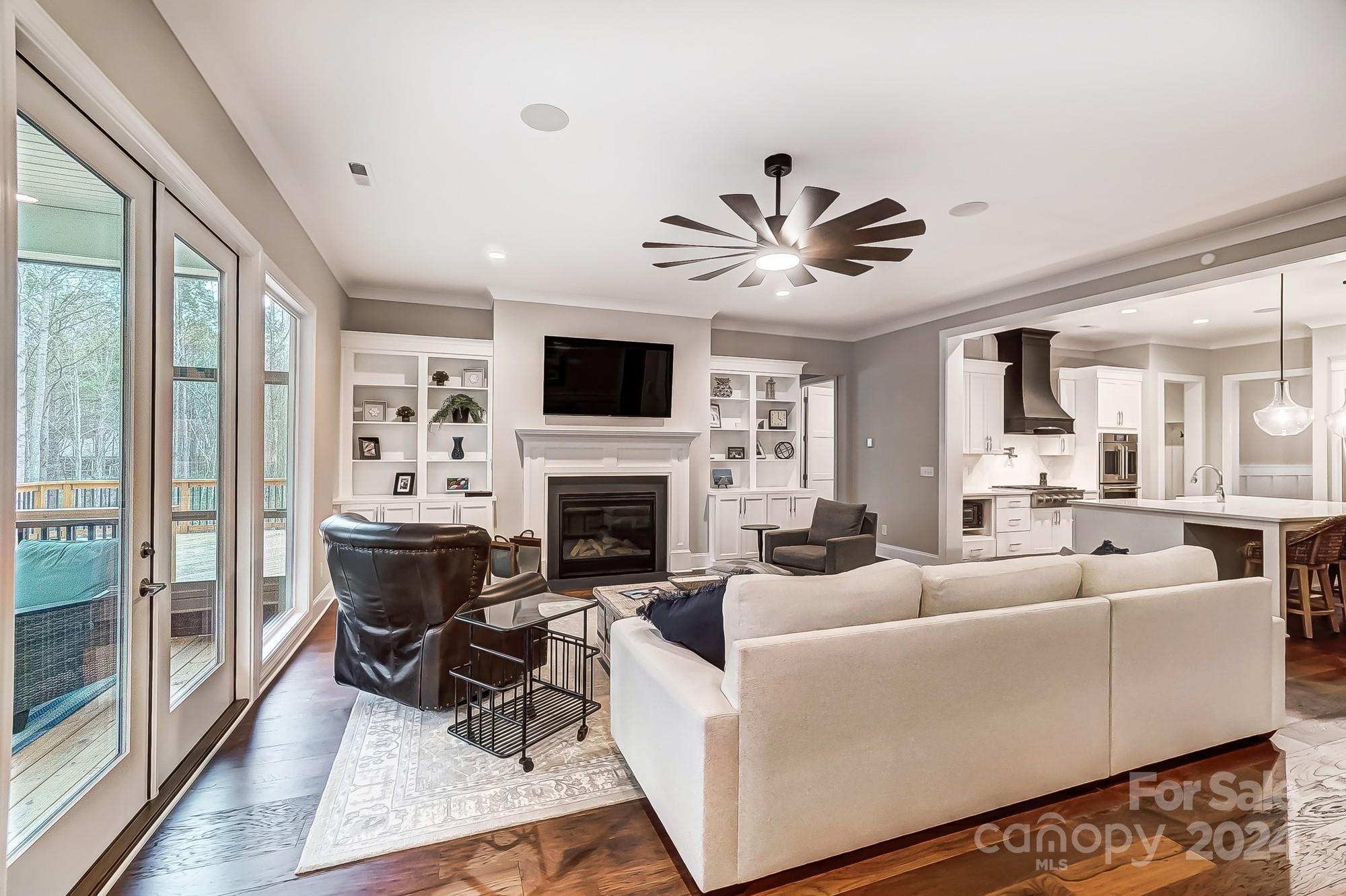 Harbor Oaks - Residential