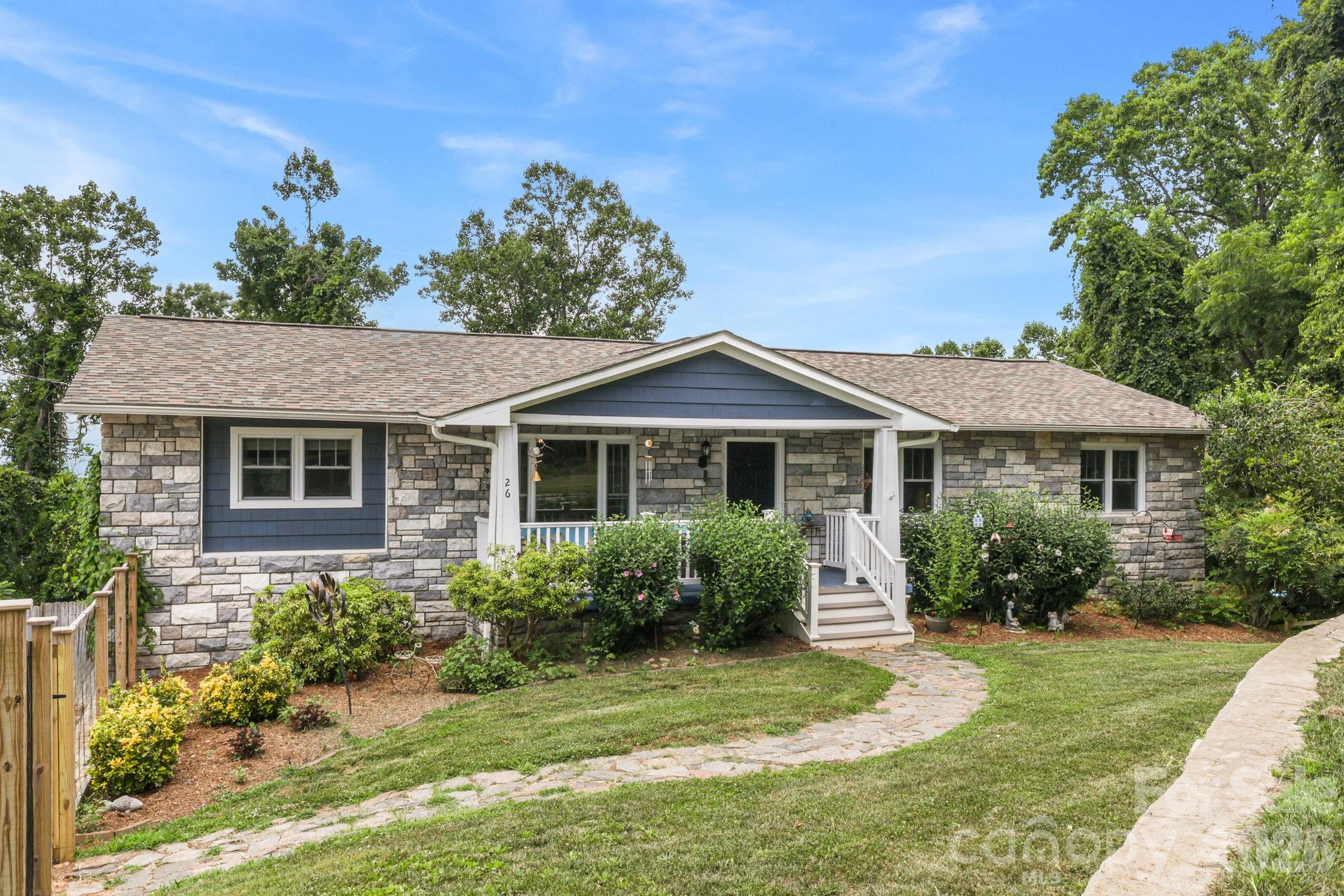 26 Crestwood Drive