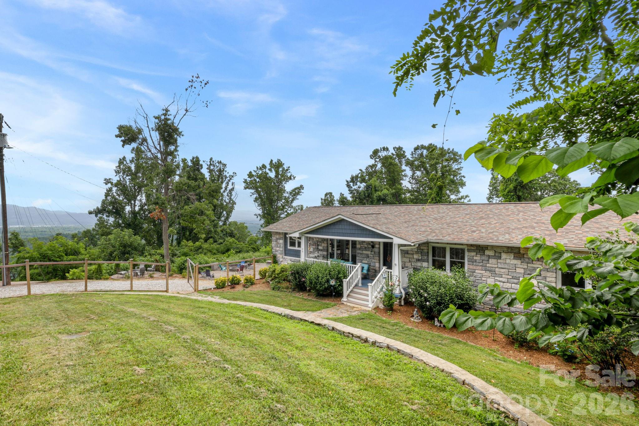 26 Crestwood Drive