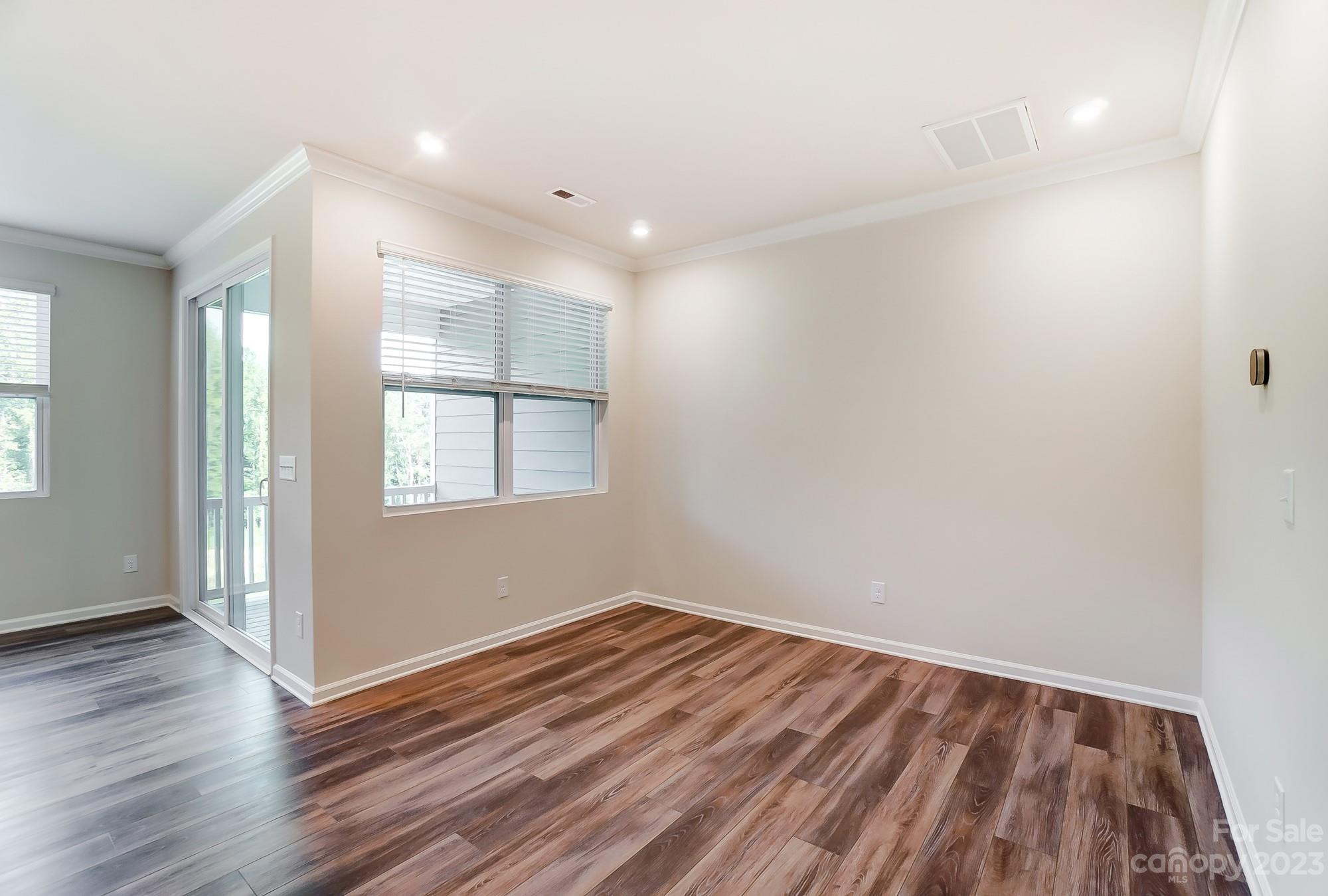 Summers Walk - Residential