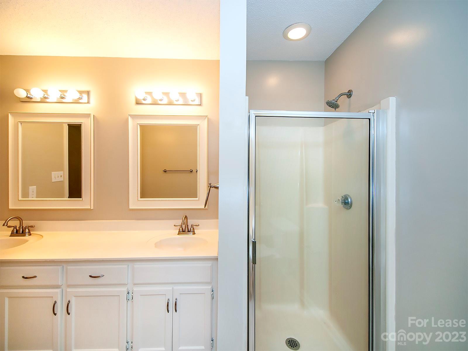 Deercreek - Residential Lease