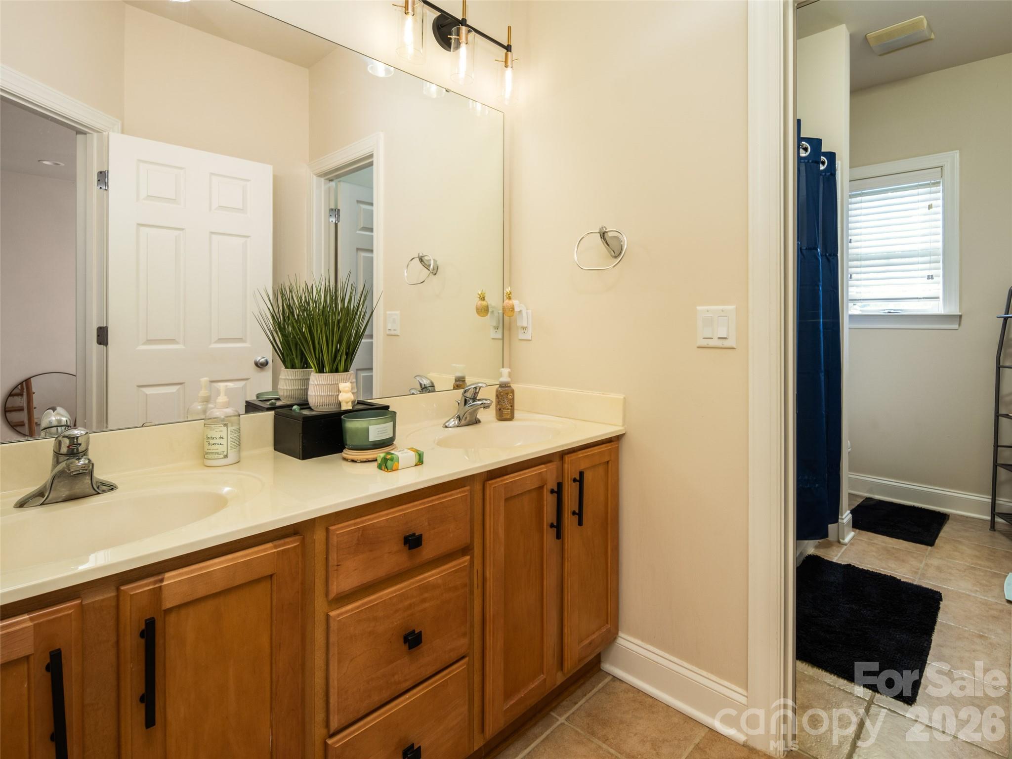 Biltmore Lake - Residential