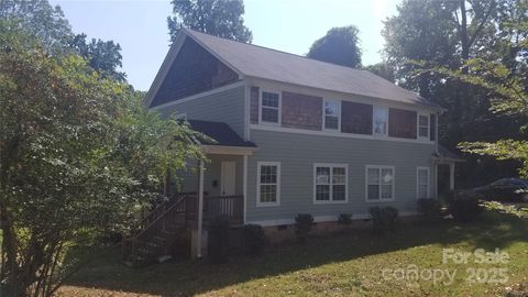 Photo of 1200 Dade Street, Charlotte, NC 28205 (MLS # 4310097)