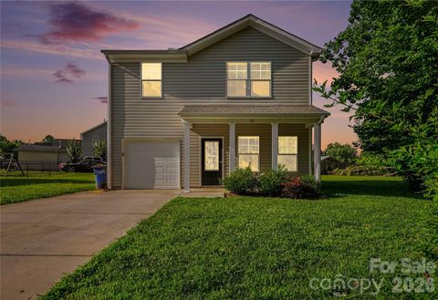 Photo of 213 Wolf Creek Lane, Statesville, NC 28625 (MLS # 4399985)